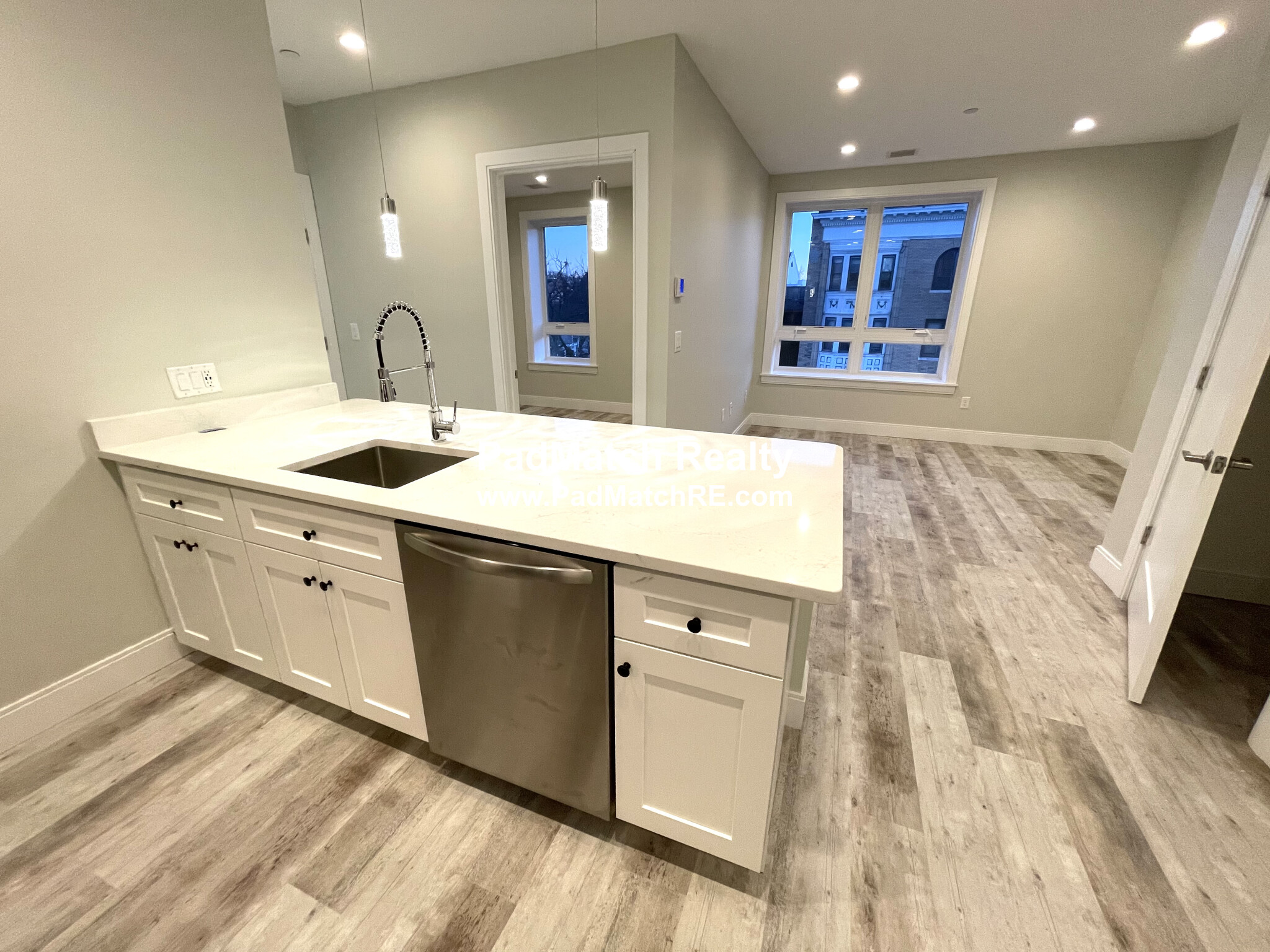 1457 Tremont St, Mission Hill