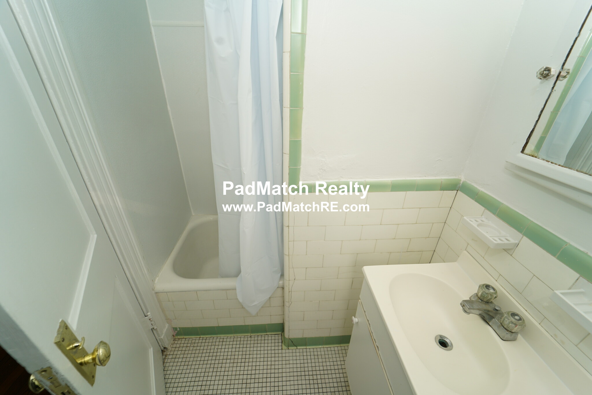 127 Sutherland Rd, Brighton