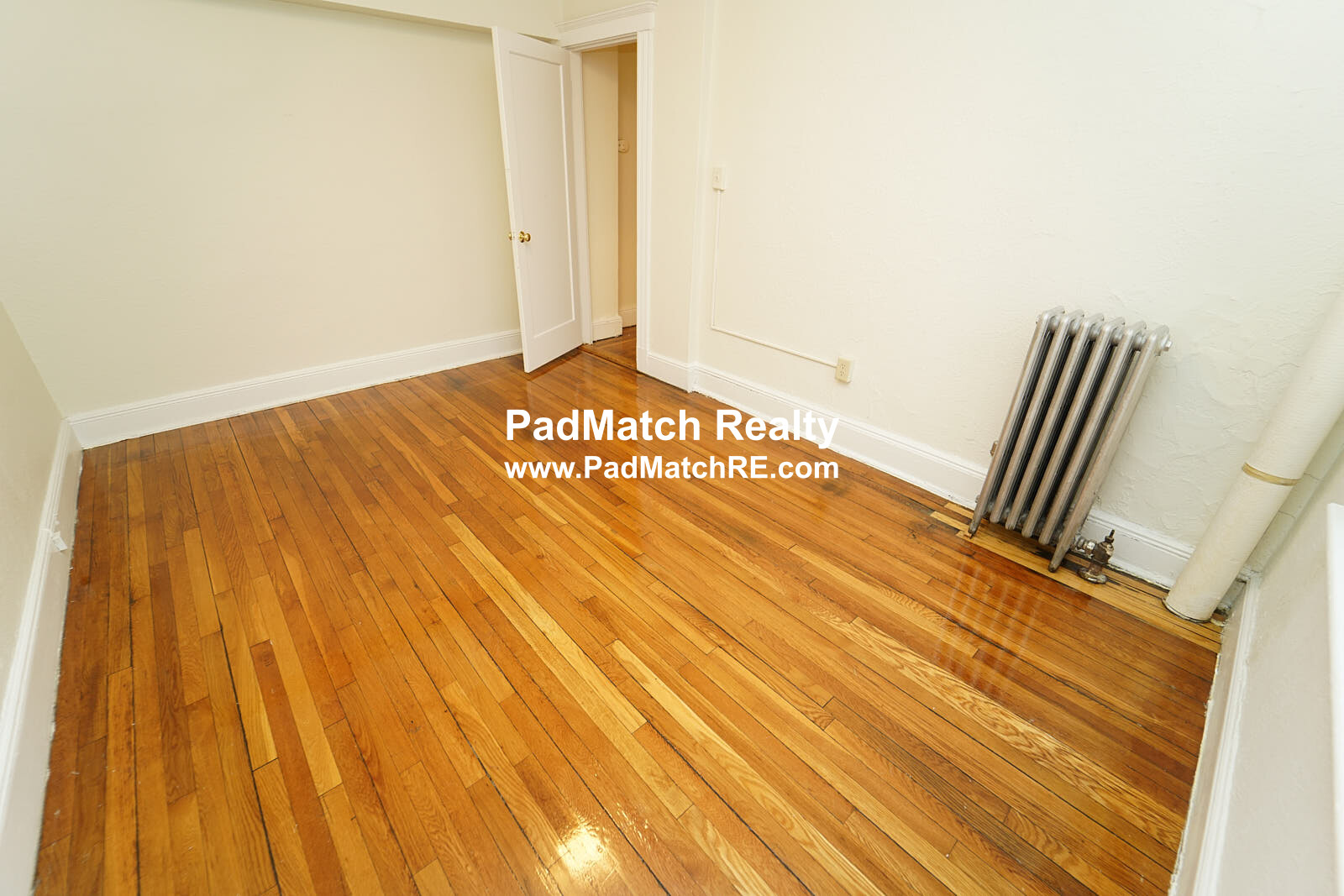 1810 Commonwealth Ave, Brighton