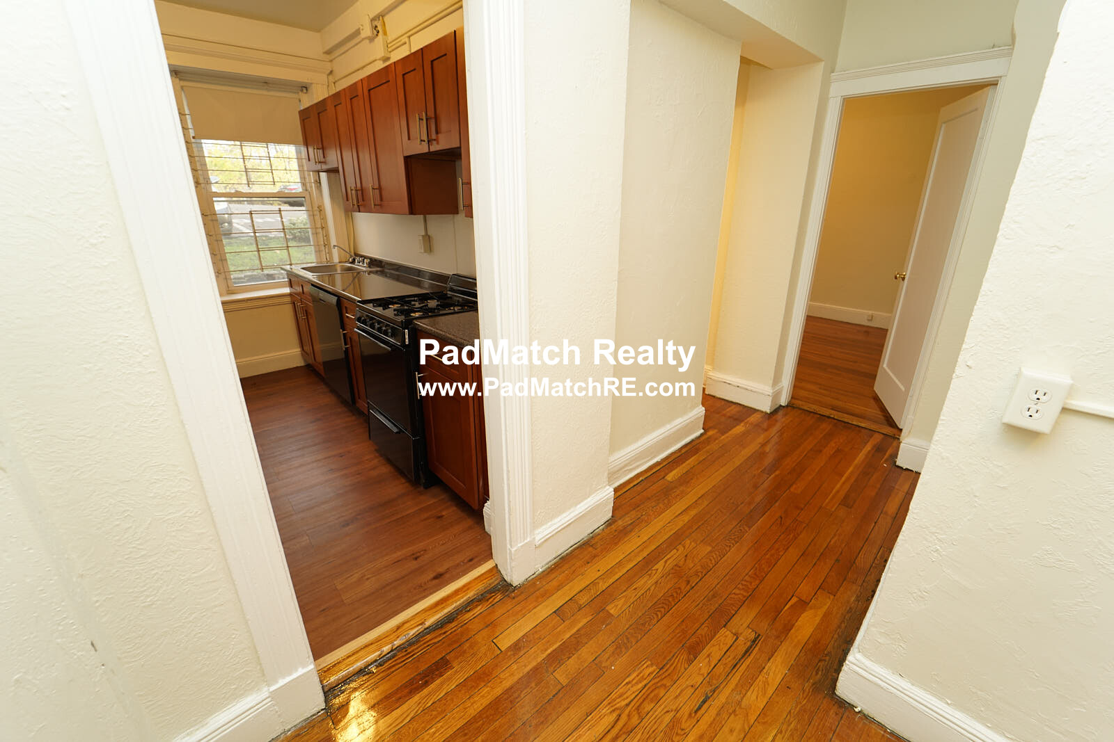 1810 Commonwealth Ave, Brighton