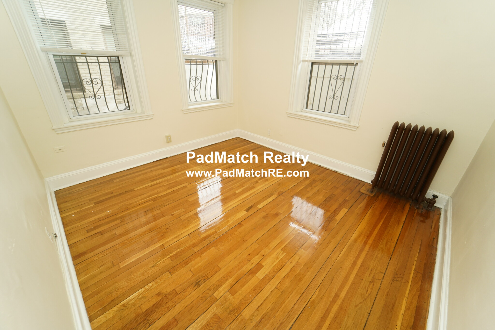 364 Riverway, Mission Hill