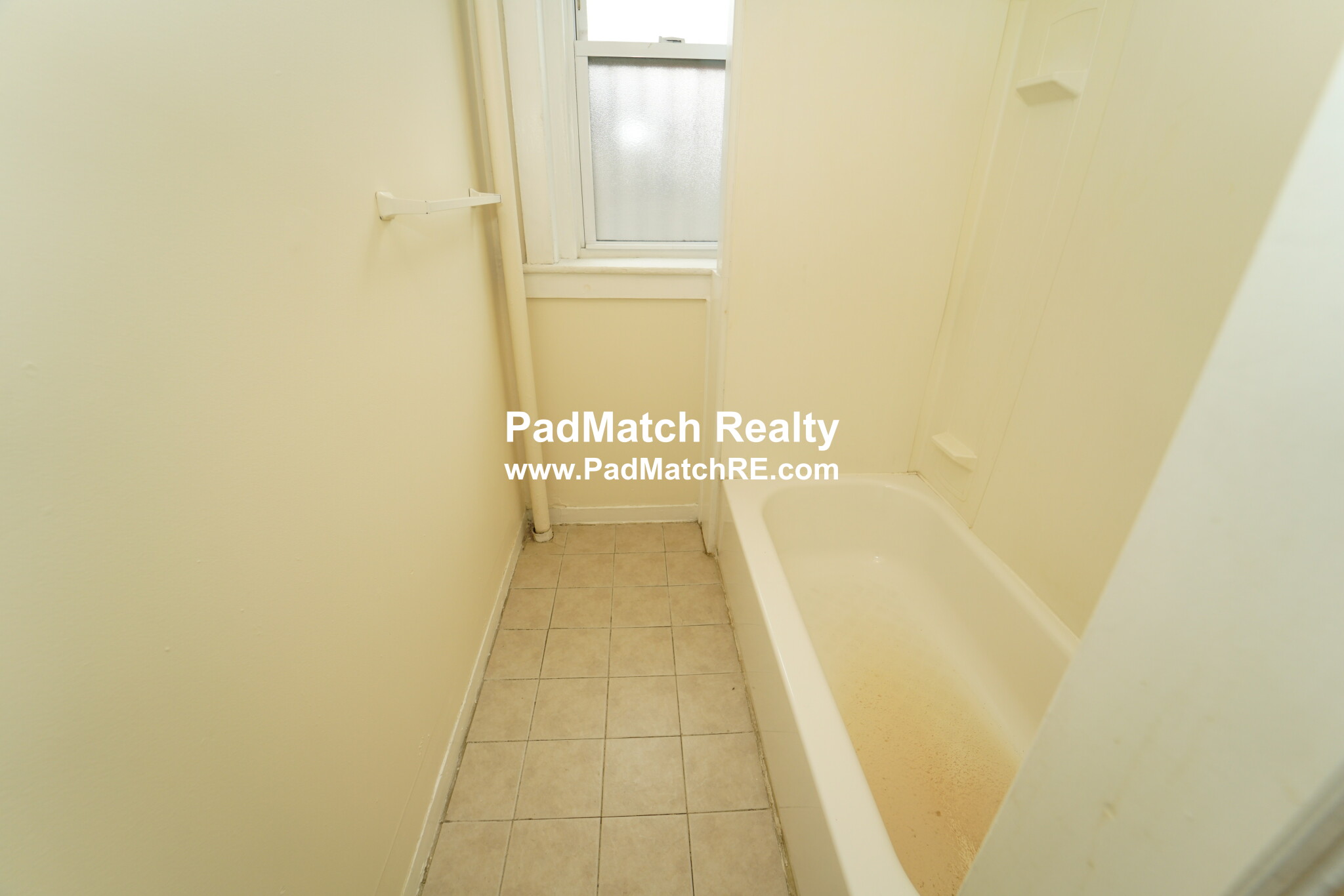 364 Riverway, Mission Hill