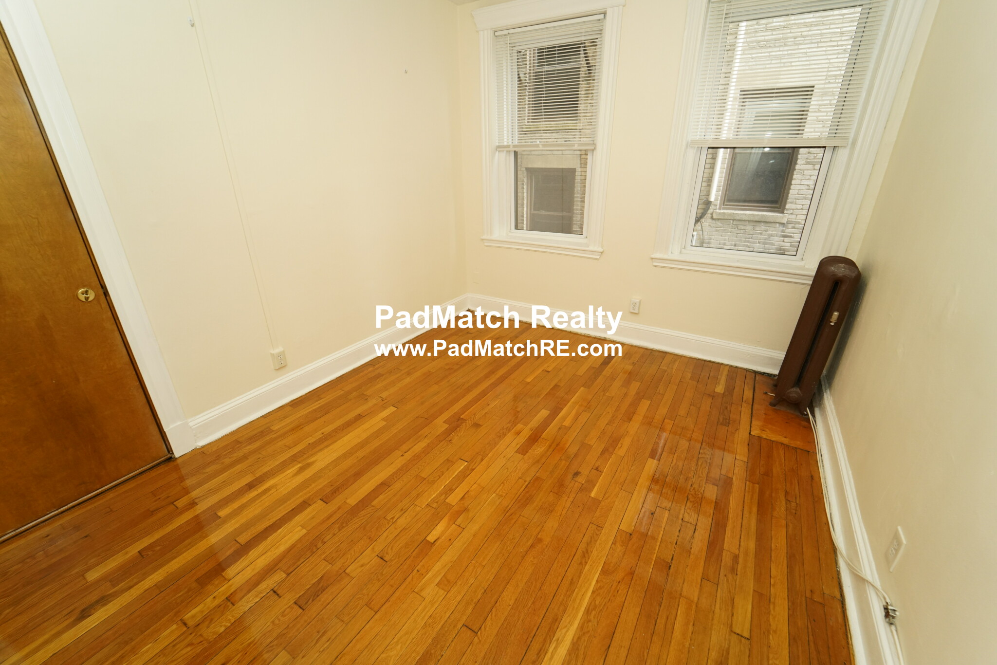 364 Riverway, Mission Hill