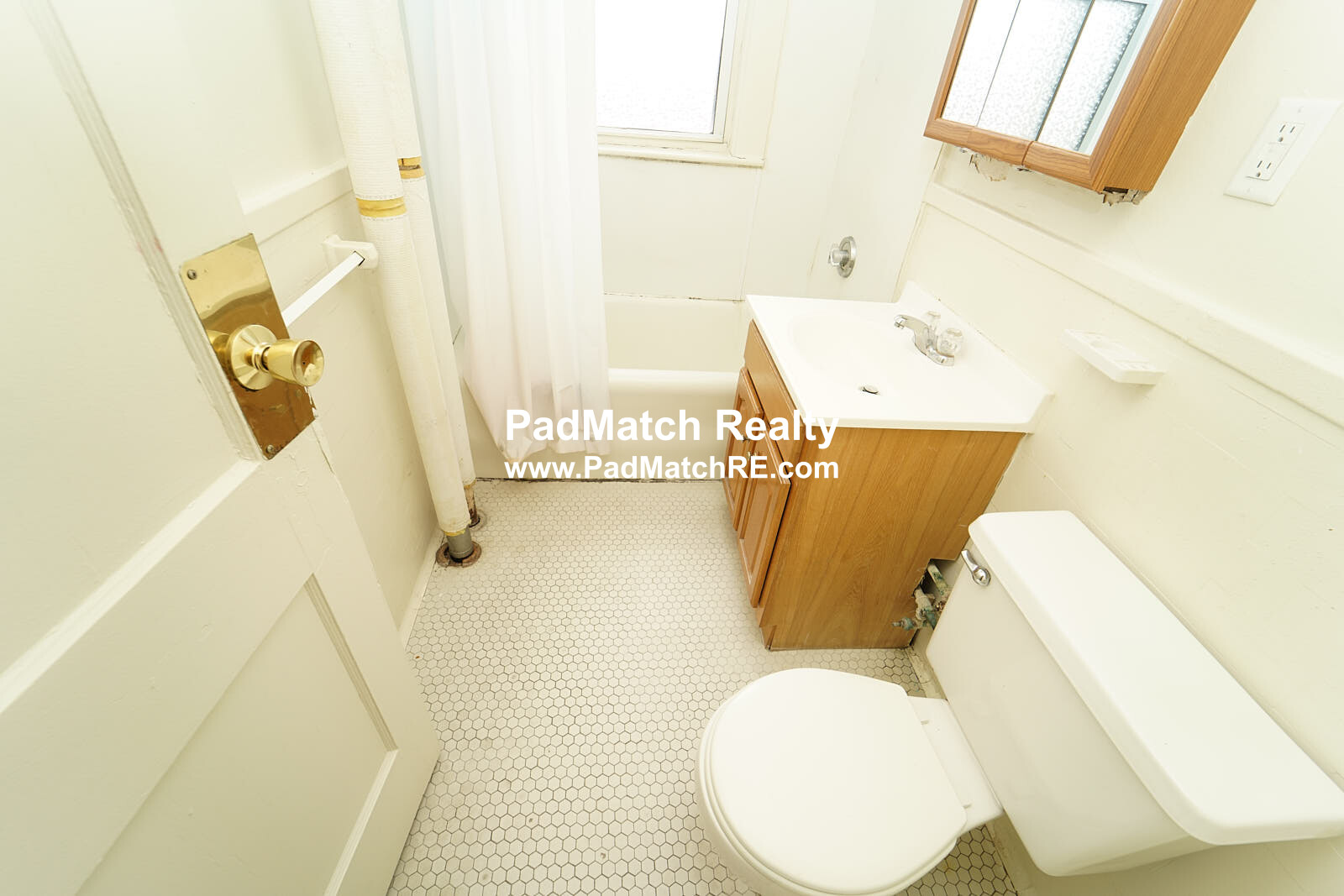 1630 Commonwealth Ave, Brighton