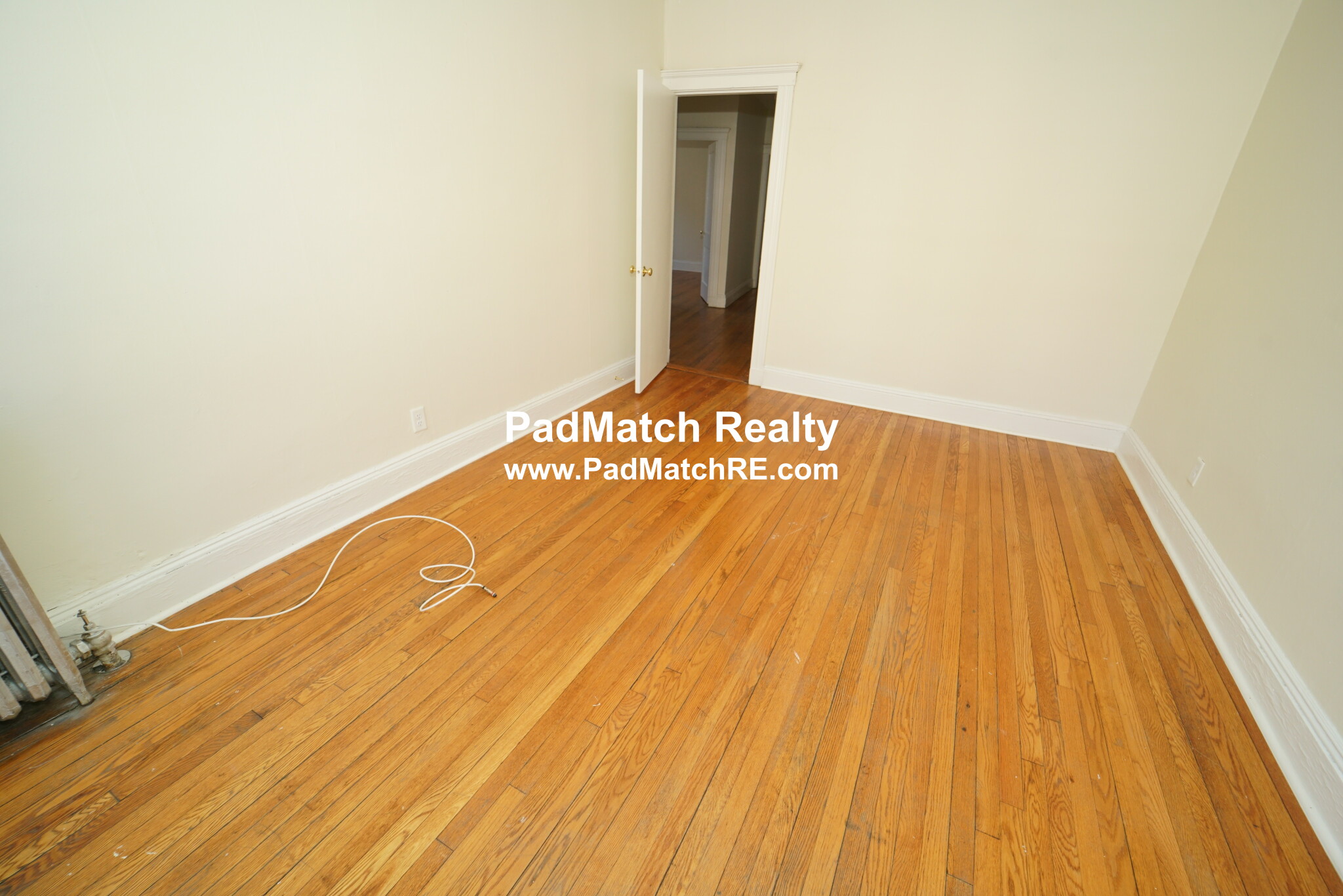 2 bed, 1 bath apartment for rent at 127 Sutherland Rd Unit E, Brighton — photo 4 of 14