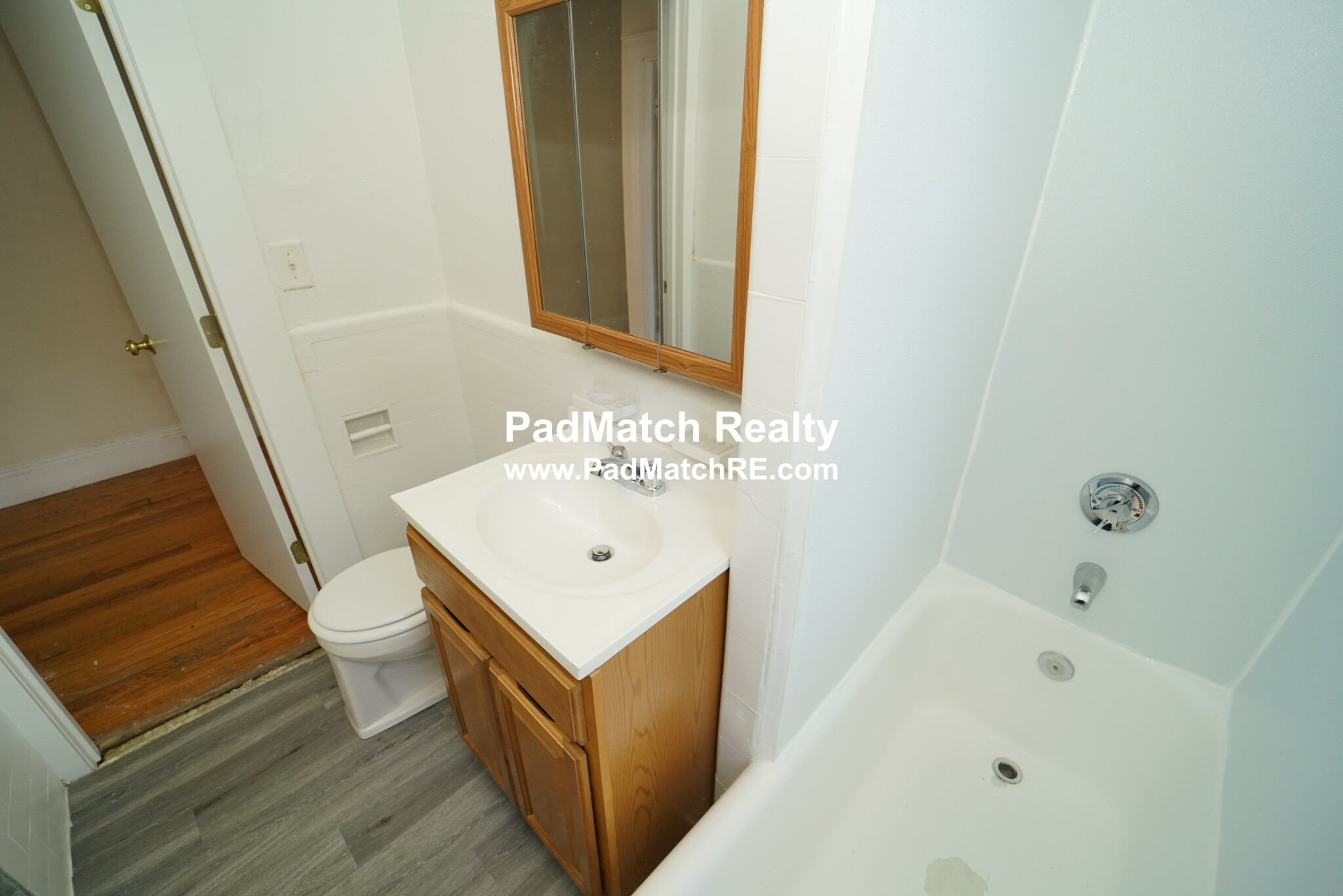 2 bed, 1 bath apartment for rent at 127 Sutherland Rd Unit E, Brighton — photo 7 of 14