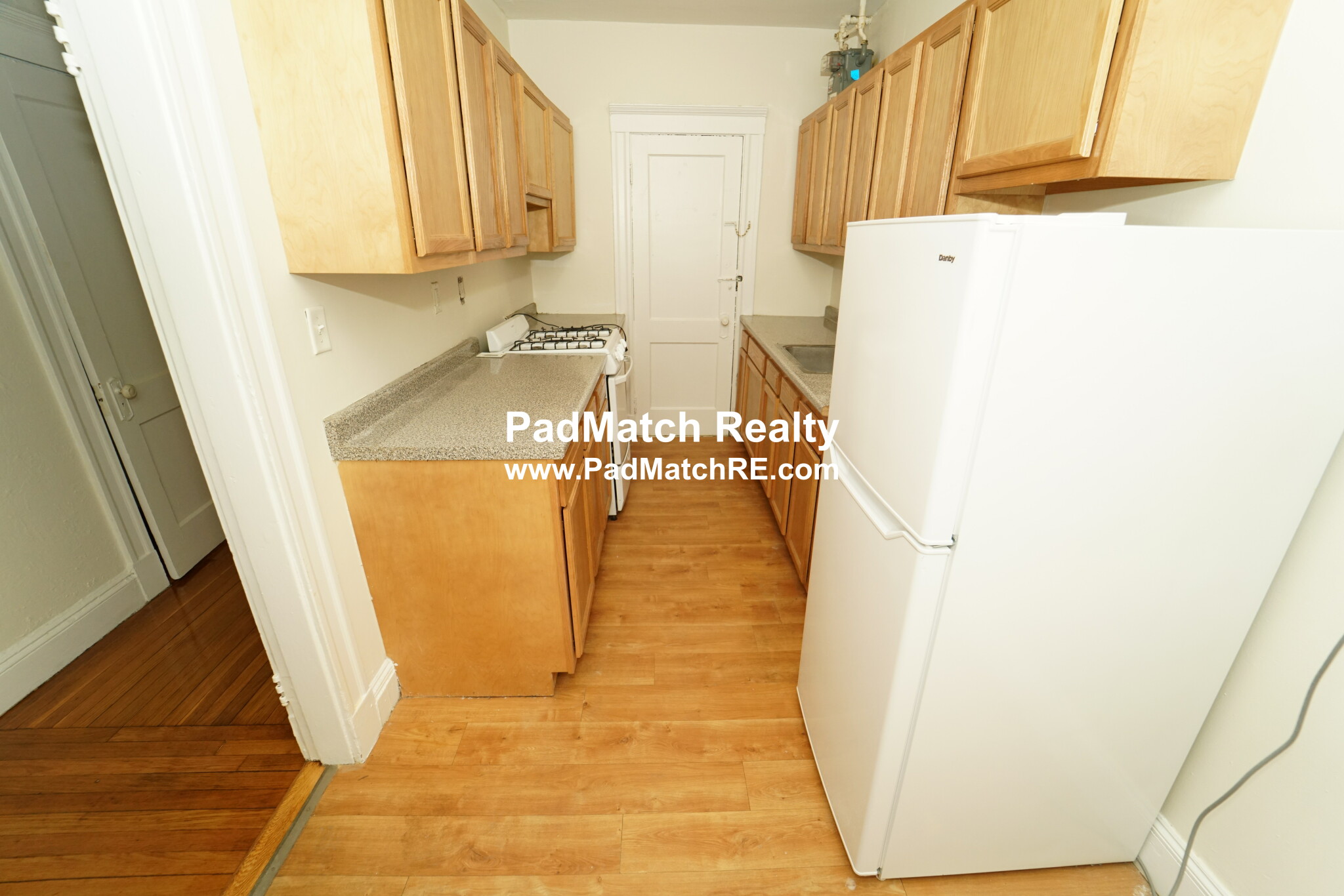 1171 Boylston St, Fenway