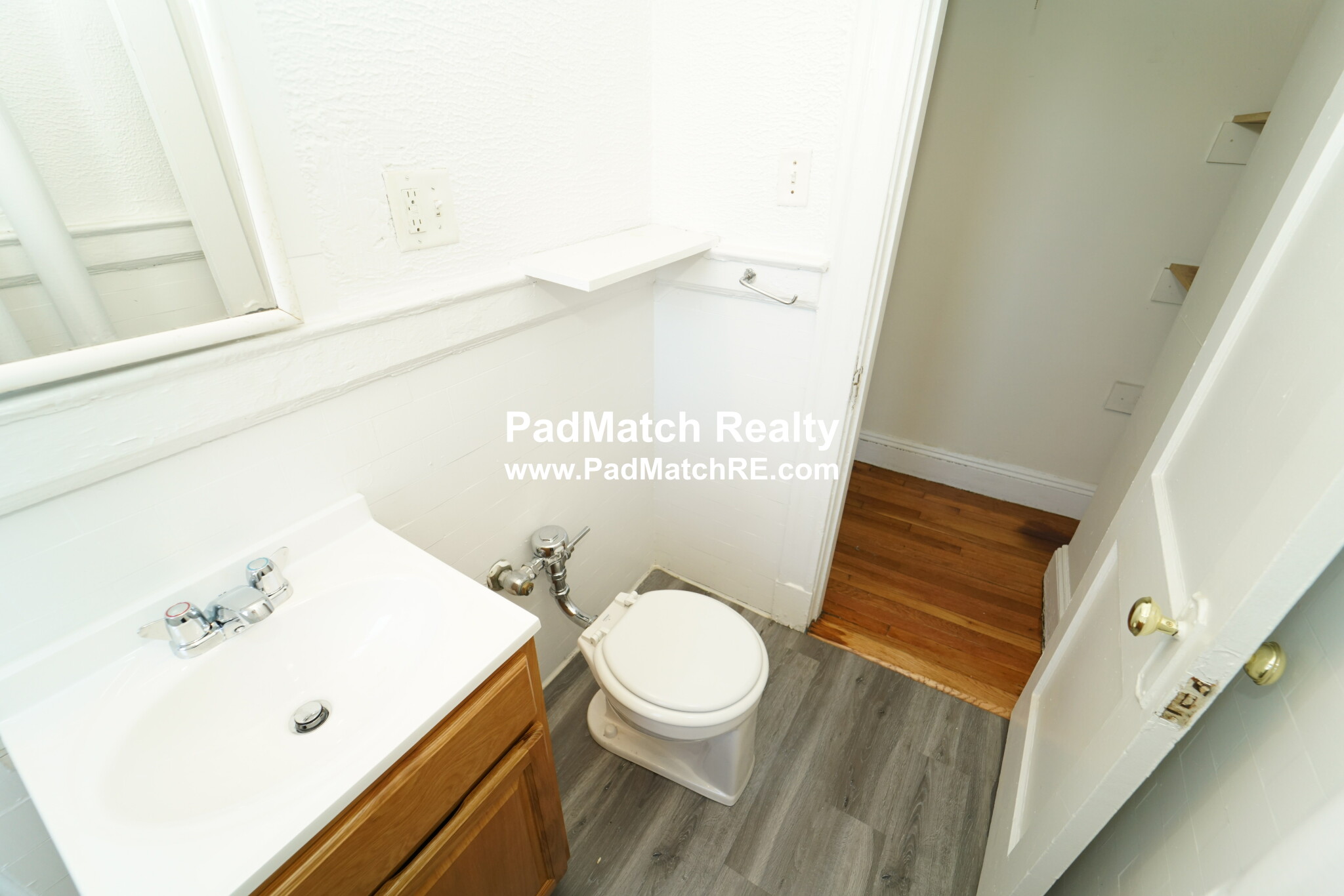 1171 Boylston St, Fenway