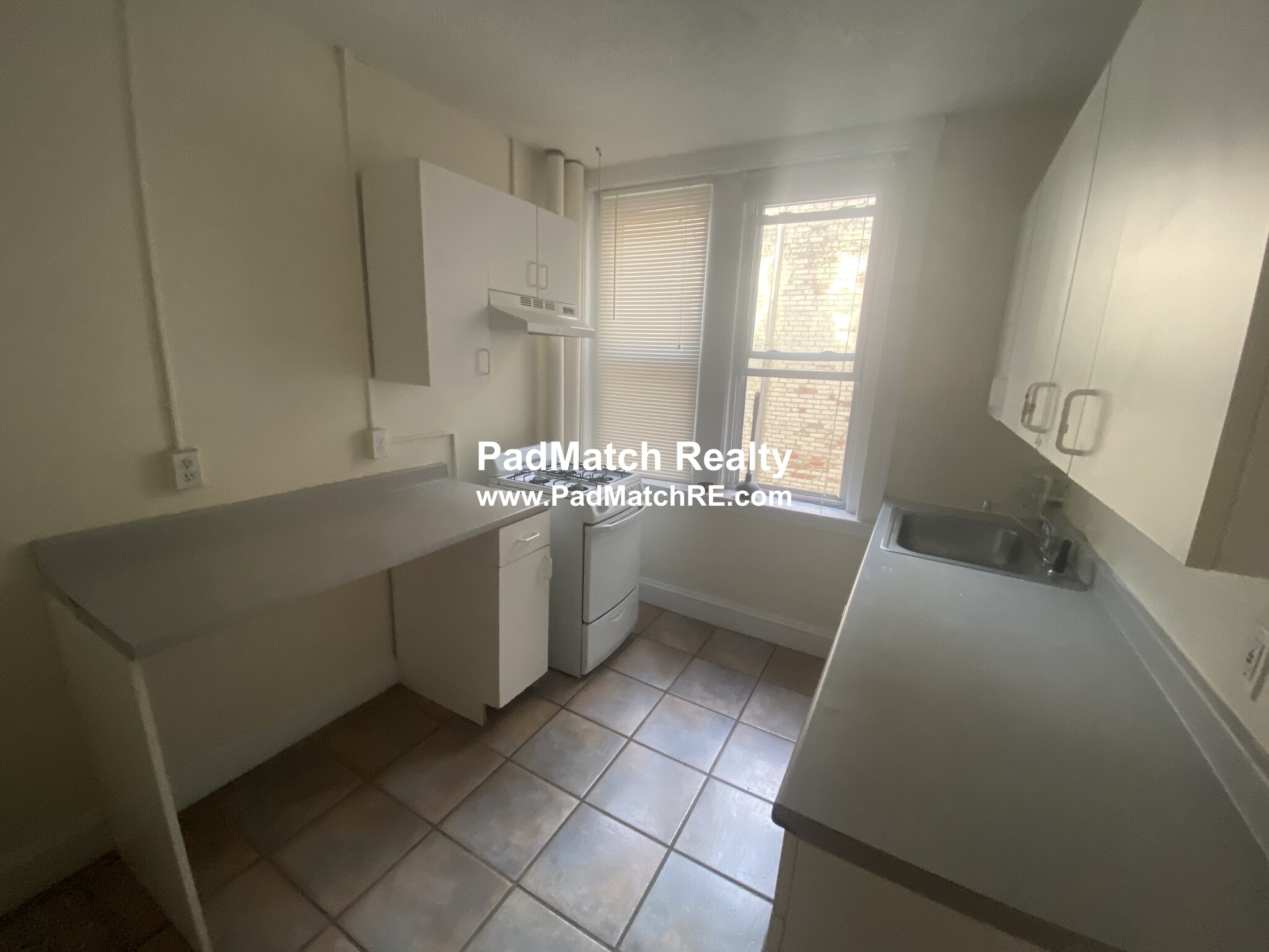 5 Barrows St, Allston