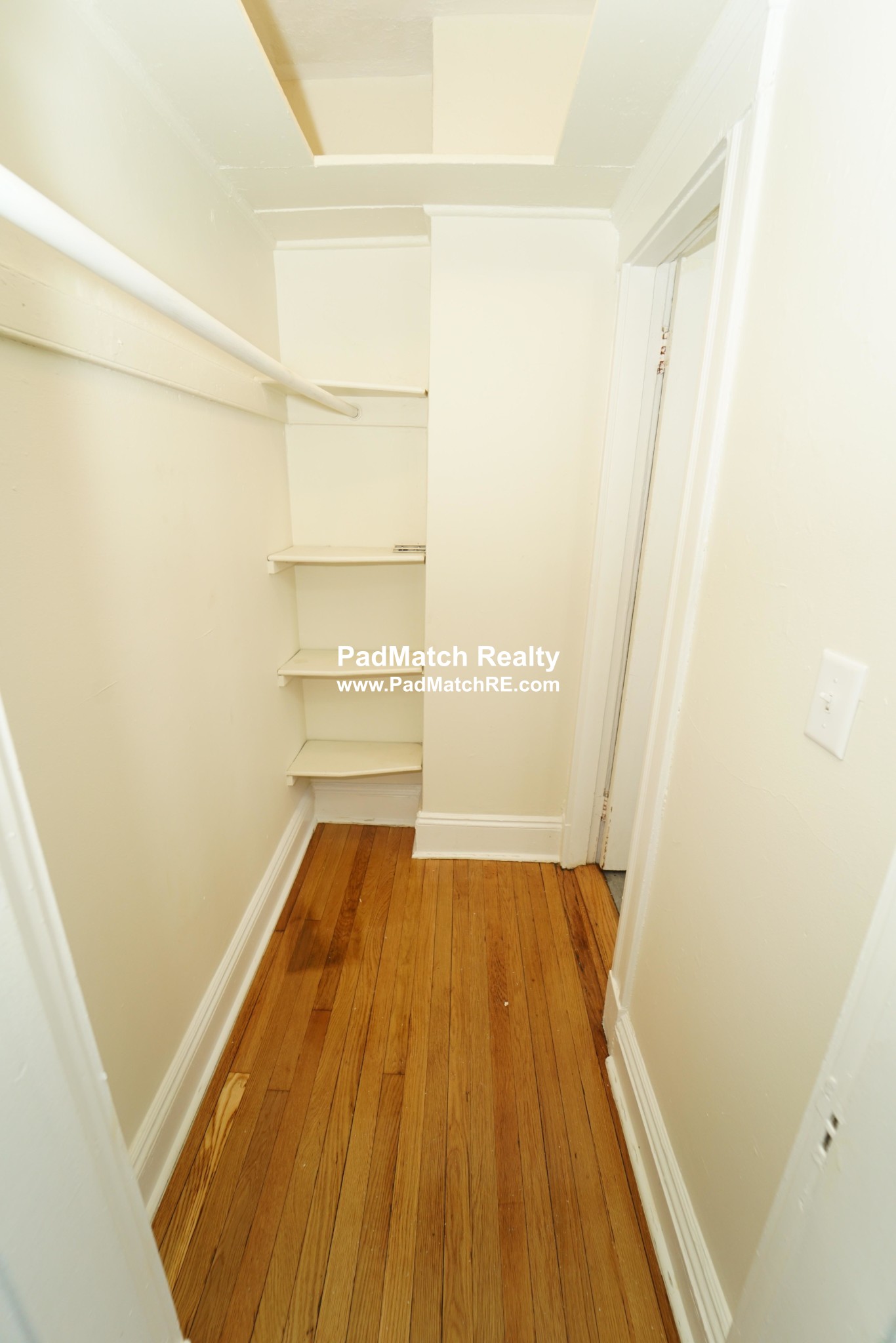 1171 Boylston St, Fenway