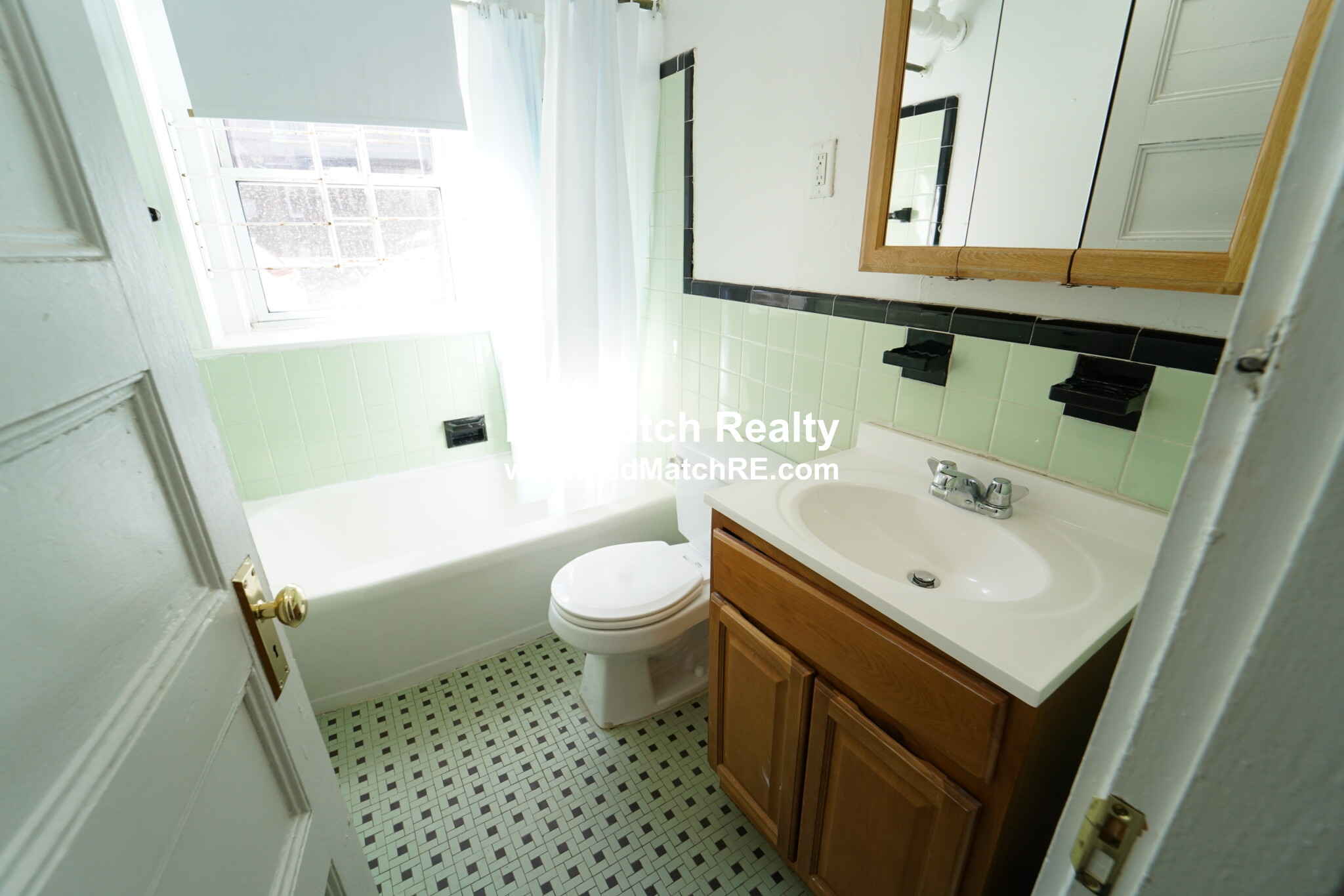 Photo 3 of 1589 Beacon St. Unit B