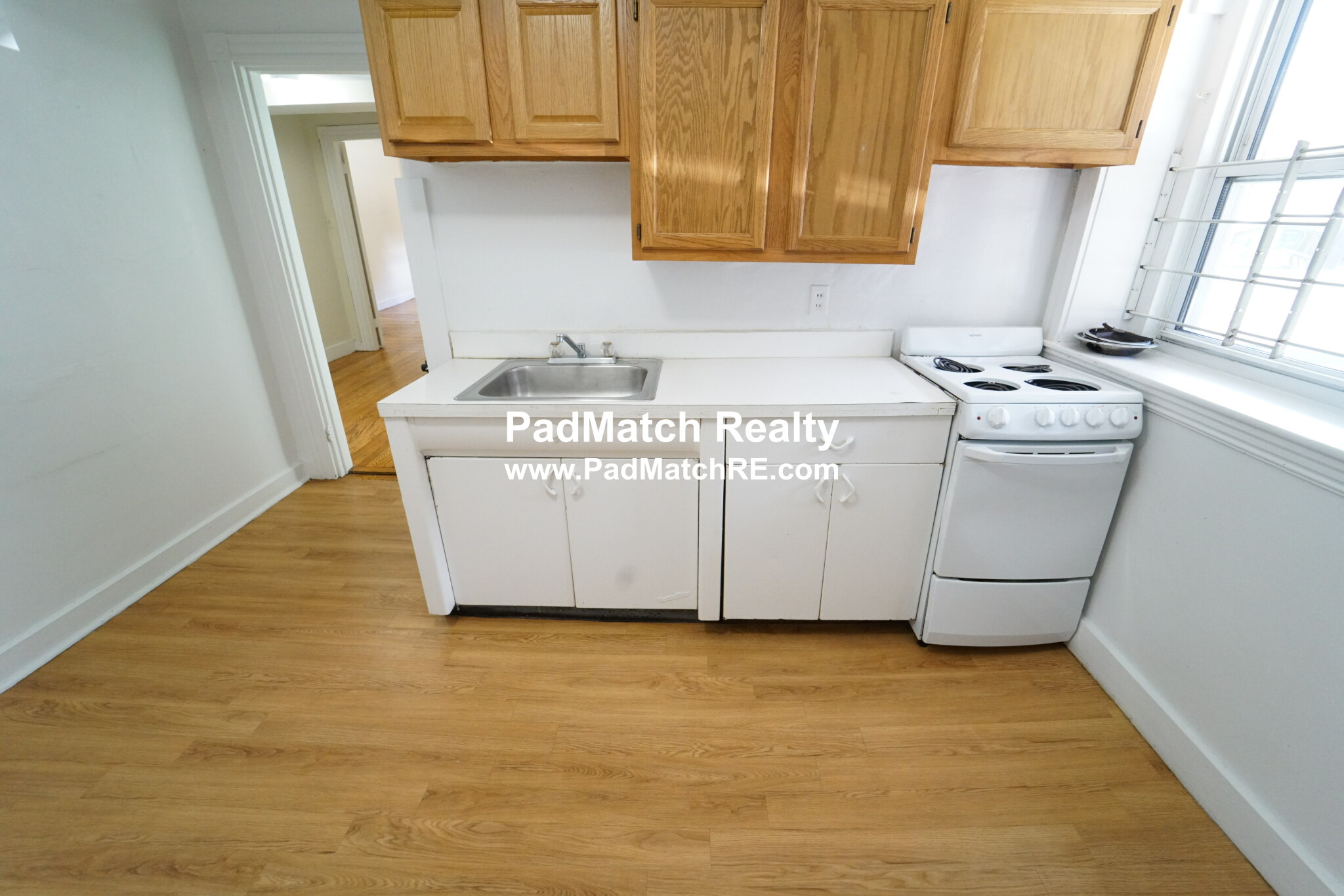 Photo 10 of 1589 Beacon St. Unit B
