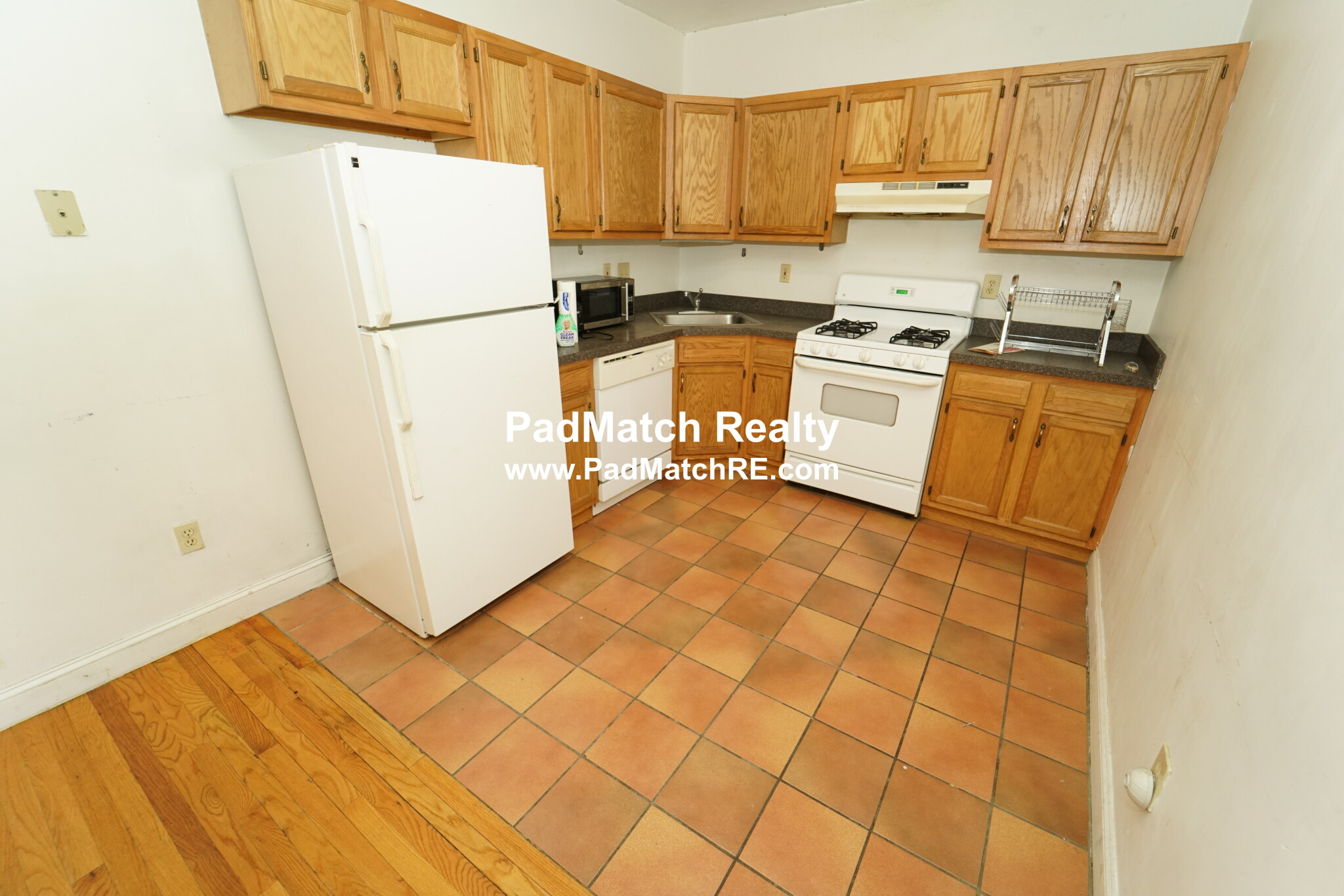Photo 2 of 23 Egremont Rd. Unit 6