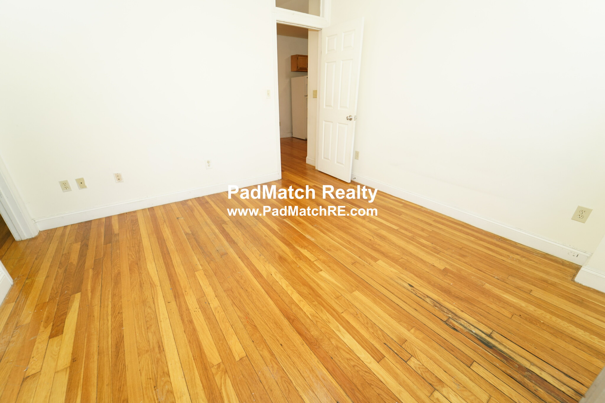 Photo 6 of 23 Egremont Rd. Unit 6