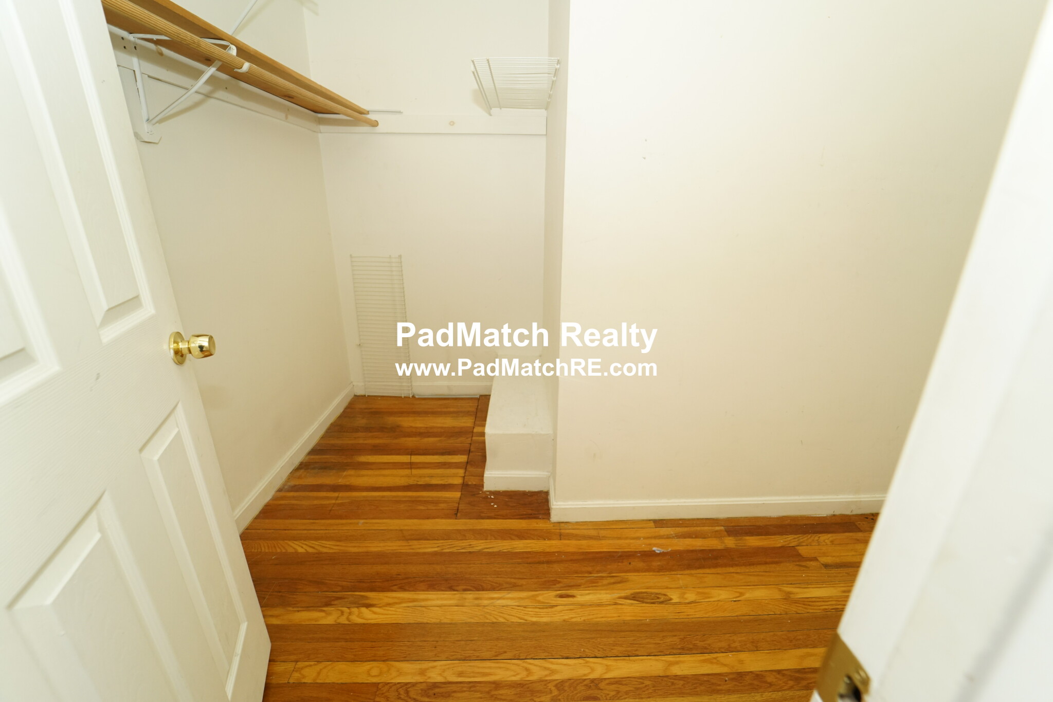 Photo 8 of 23 Egremont Rd. Unit 6