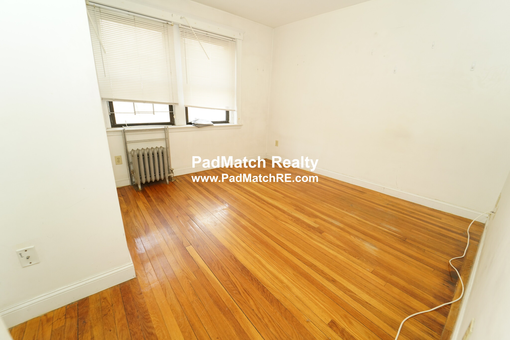 Photo 6 of 19 Egremont Rd. Unit 1