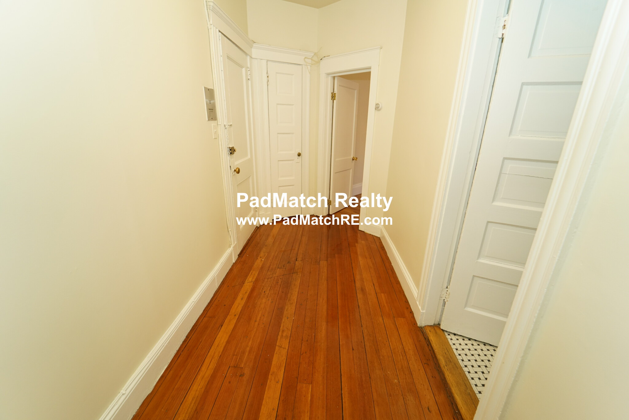 208 Winthrop Rd, Coolidge Corner