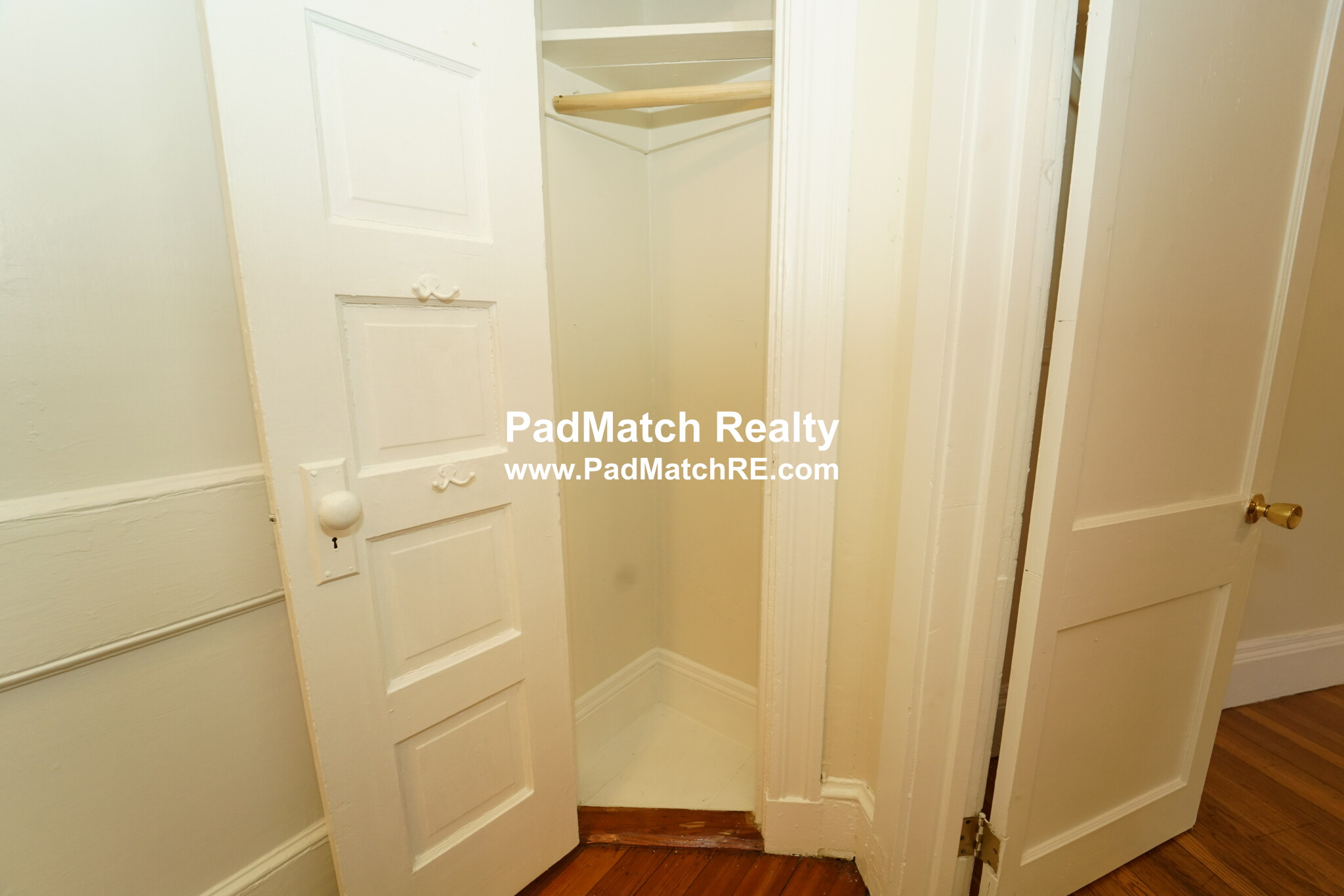 208 Winthrop Rd, Coolidge Corner