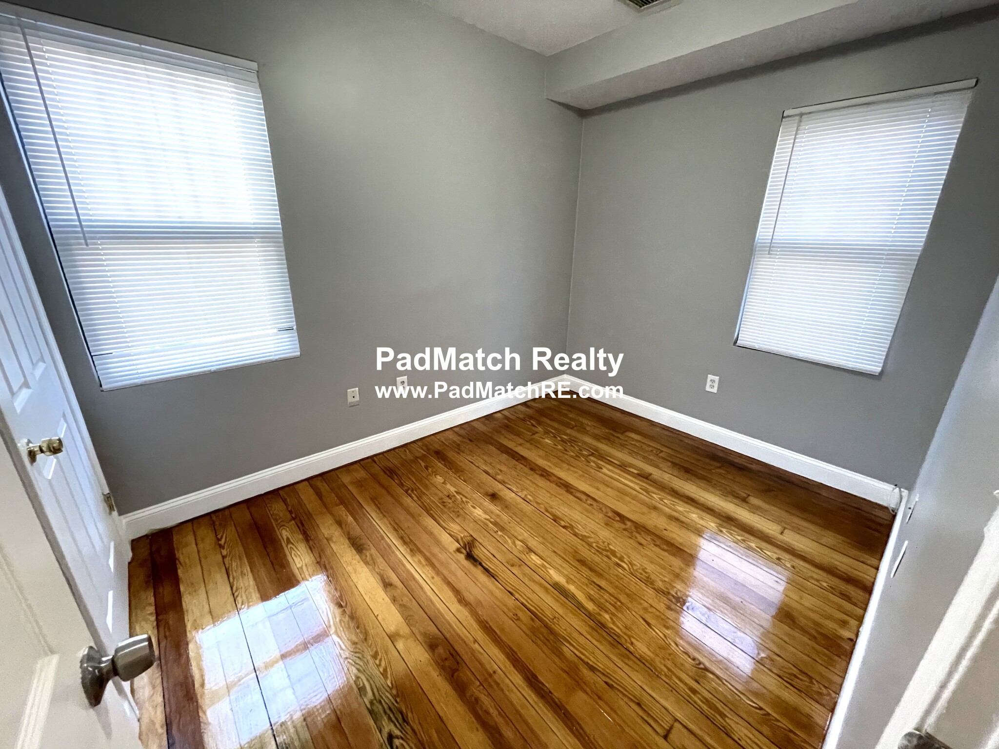 3 bed, 1 bath apartment for rent at 573 Dorchester Ave Unit 2, South Boston — photo 9 of 17