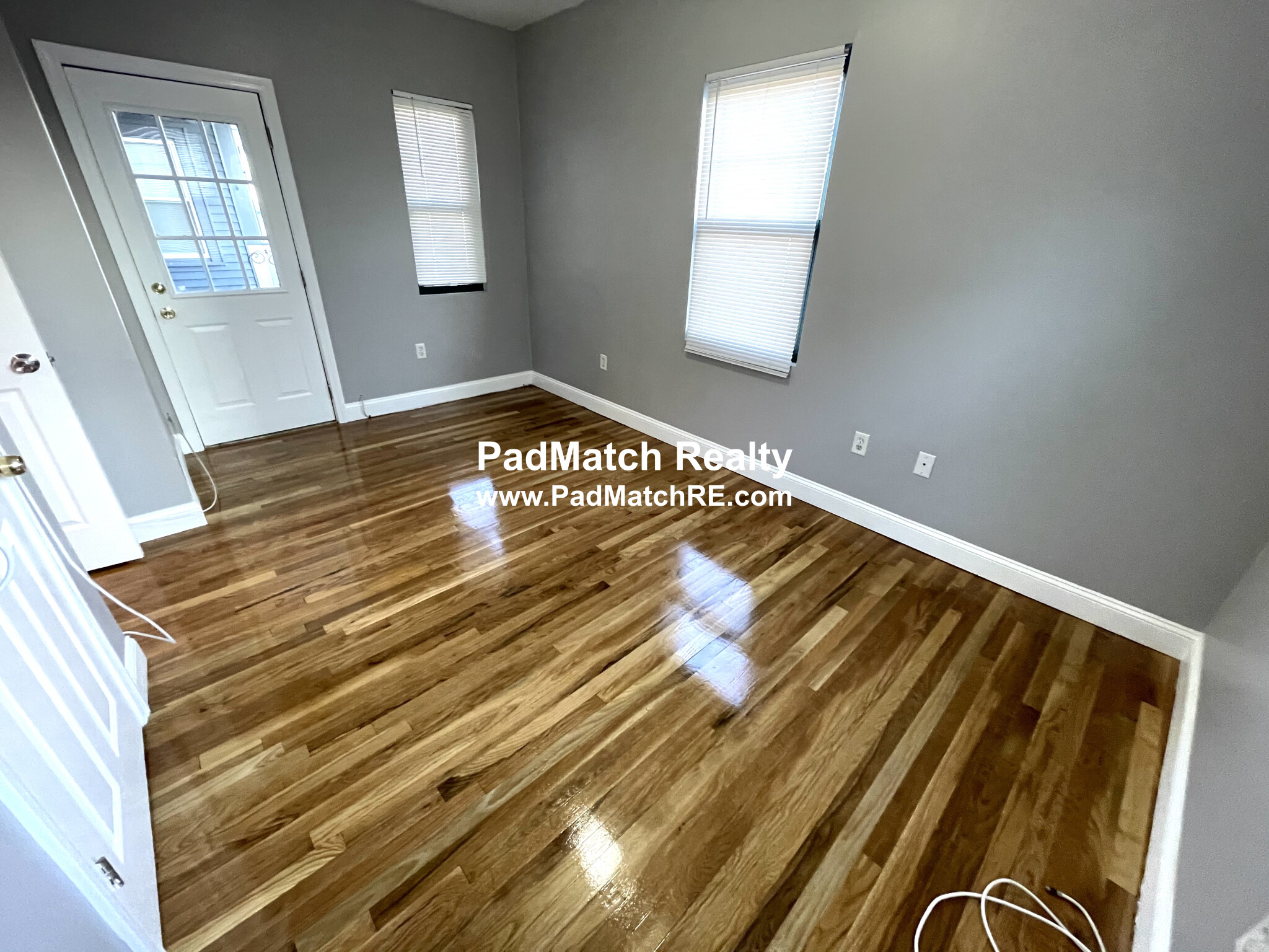 3 bed, 1 bath apartment for rent at 573 Dorchester Ave Unit 2, South Boston — photo 7 of 17