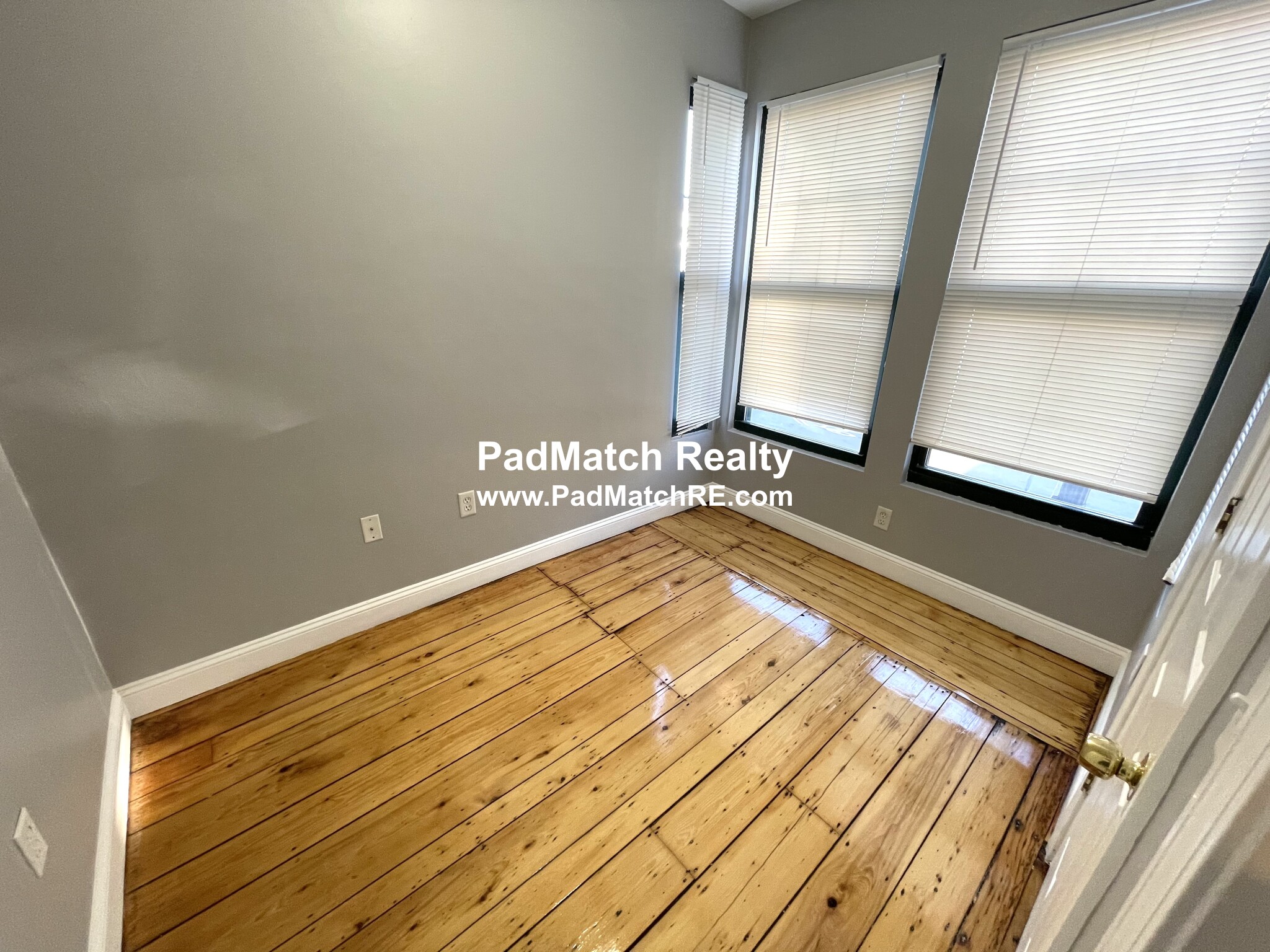 3 bed, 1 bath apartment for rent at 573 Dorchester Ave Unit 2, South Boston — photo 12 of 17