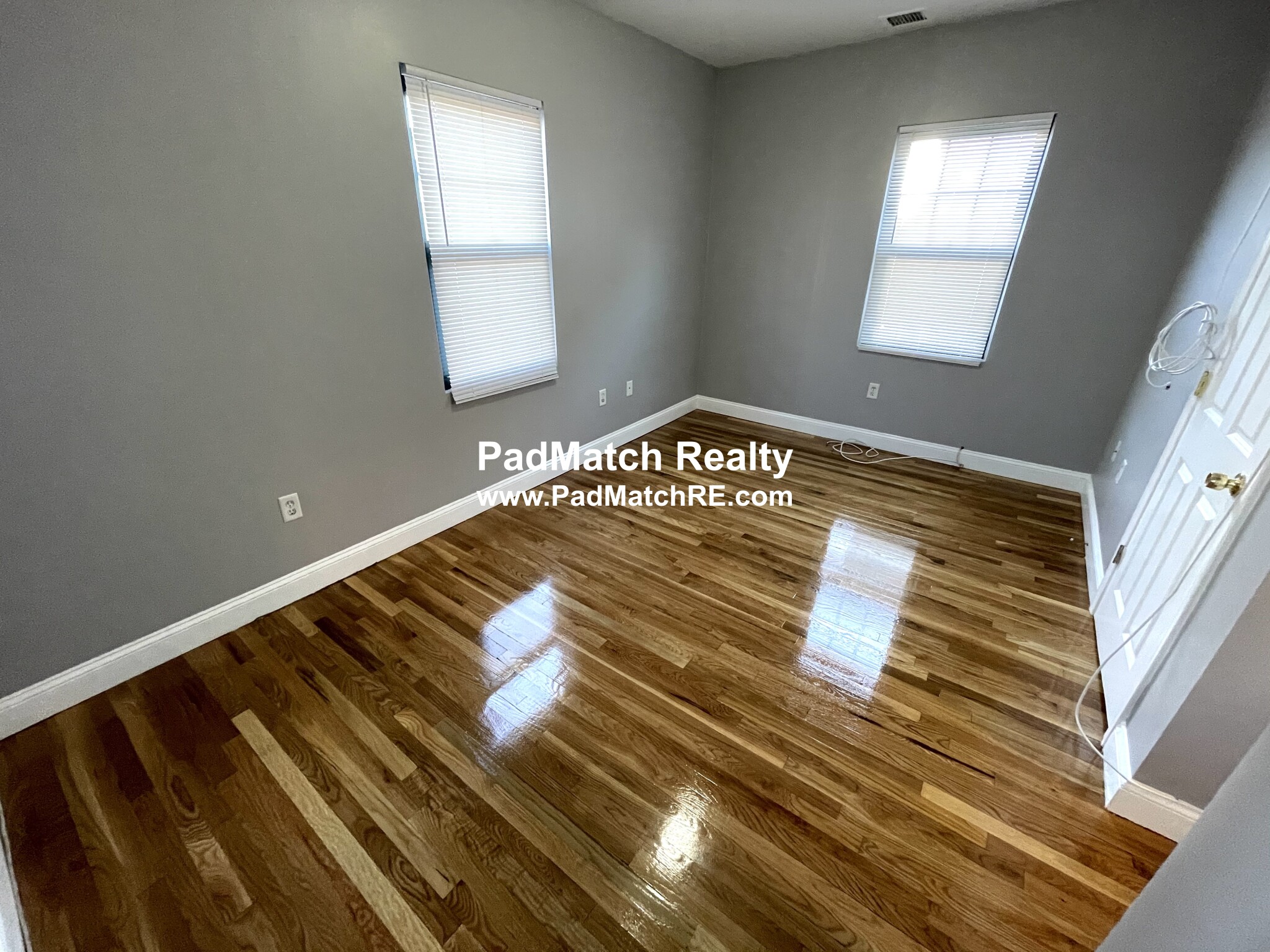 3 bed, 1 bath apartment for rent at 573 Dorchester Ave Unit 2, South Boston — photo 8 of 17