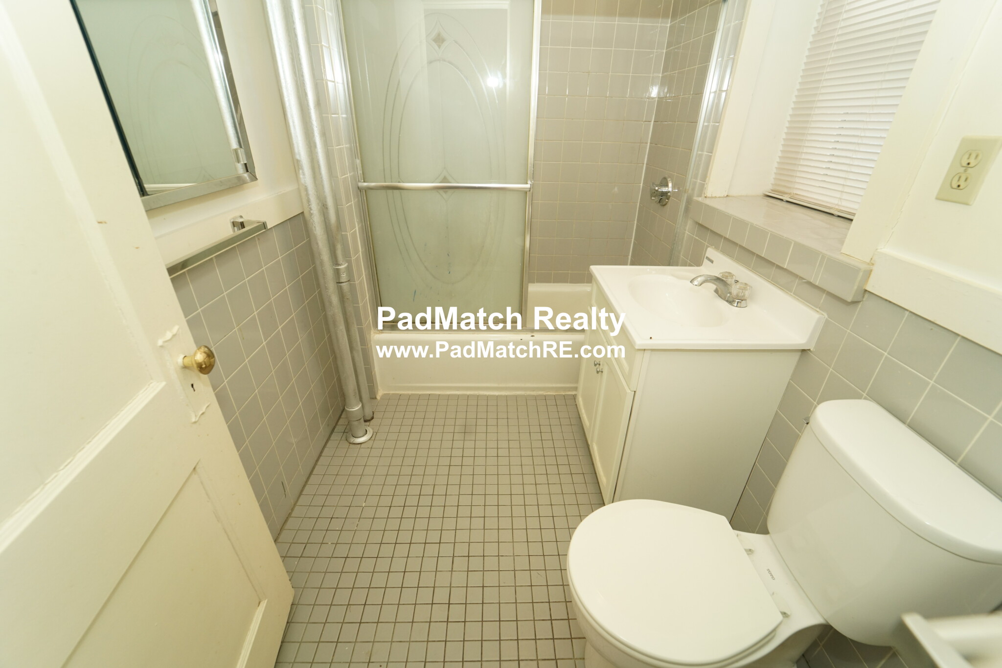 14 Palace Rd, Fenway