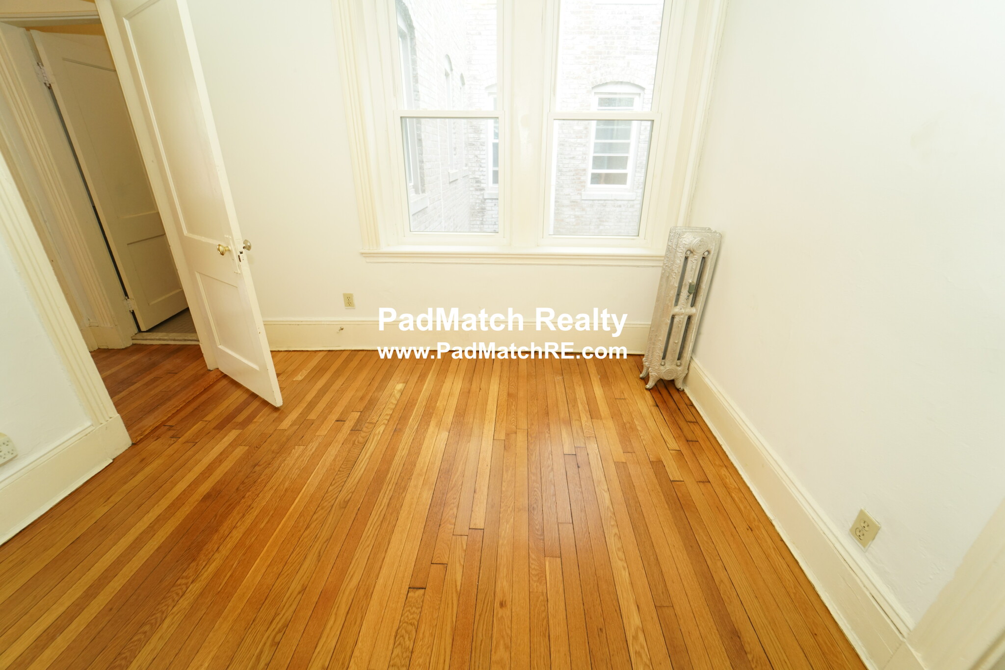 14 Palace Rd, Fenway