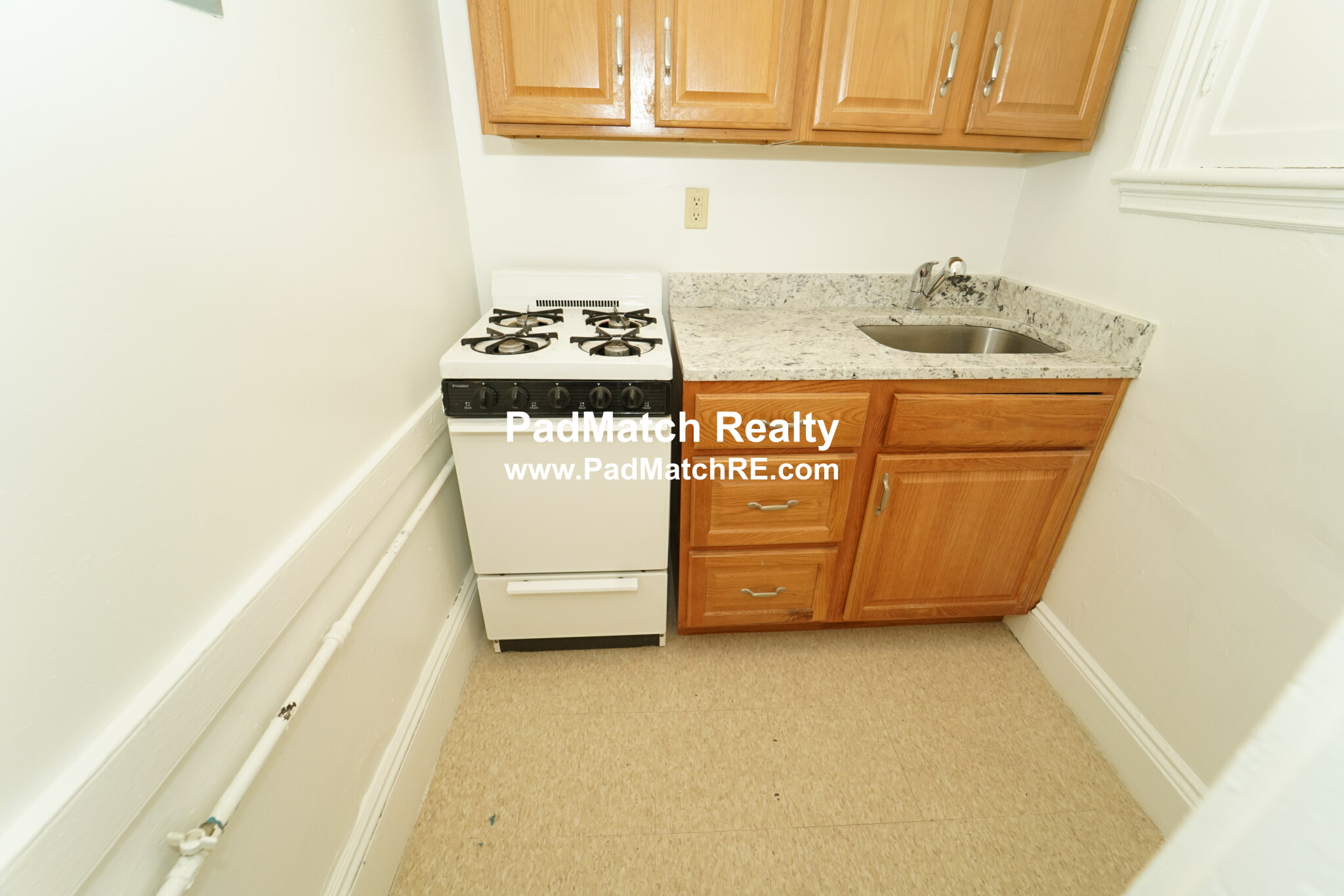 14 Palace Rd, Fenway