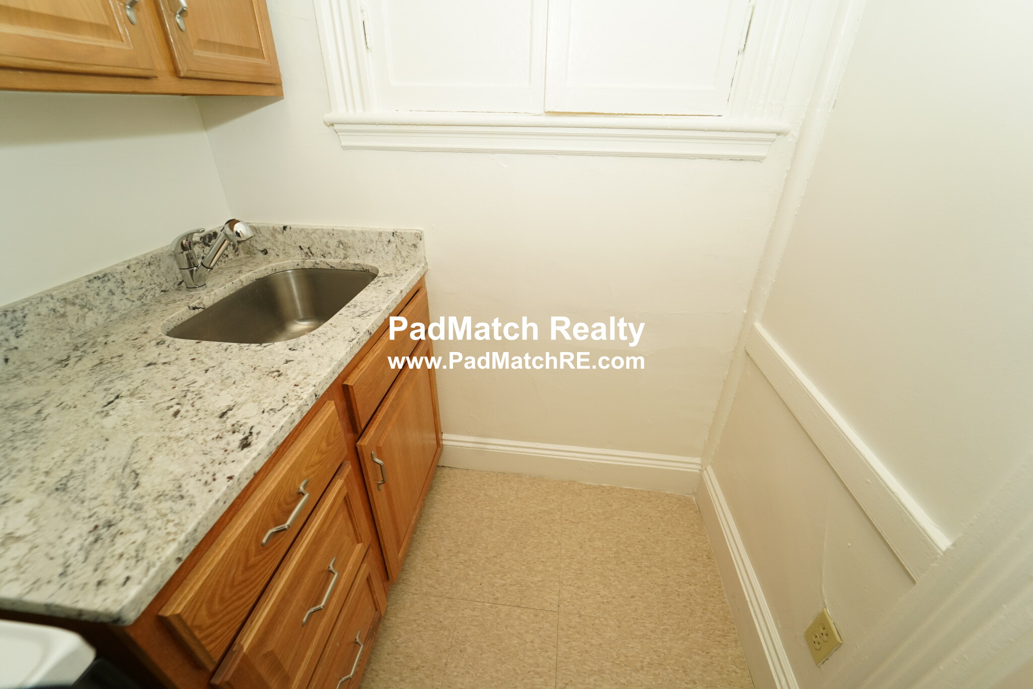 14 Palace Rd, Fenway