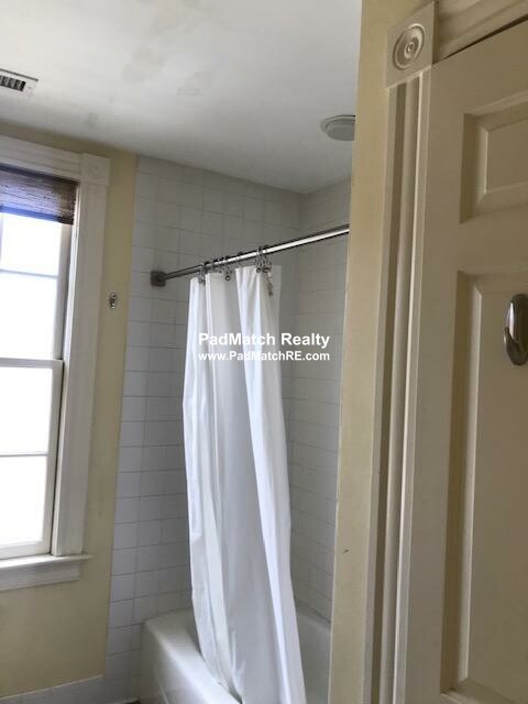 2 bed, 1 bath apartment for rent at 26 Garden St Unit 2, Cambridge — photo 5 of 8