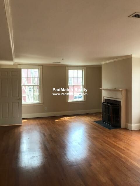 2 bed, 1 bath apartment for rent at 26 Garden St Unit 2, Cambridge — photo 1 of 8