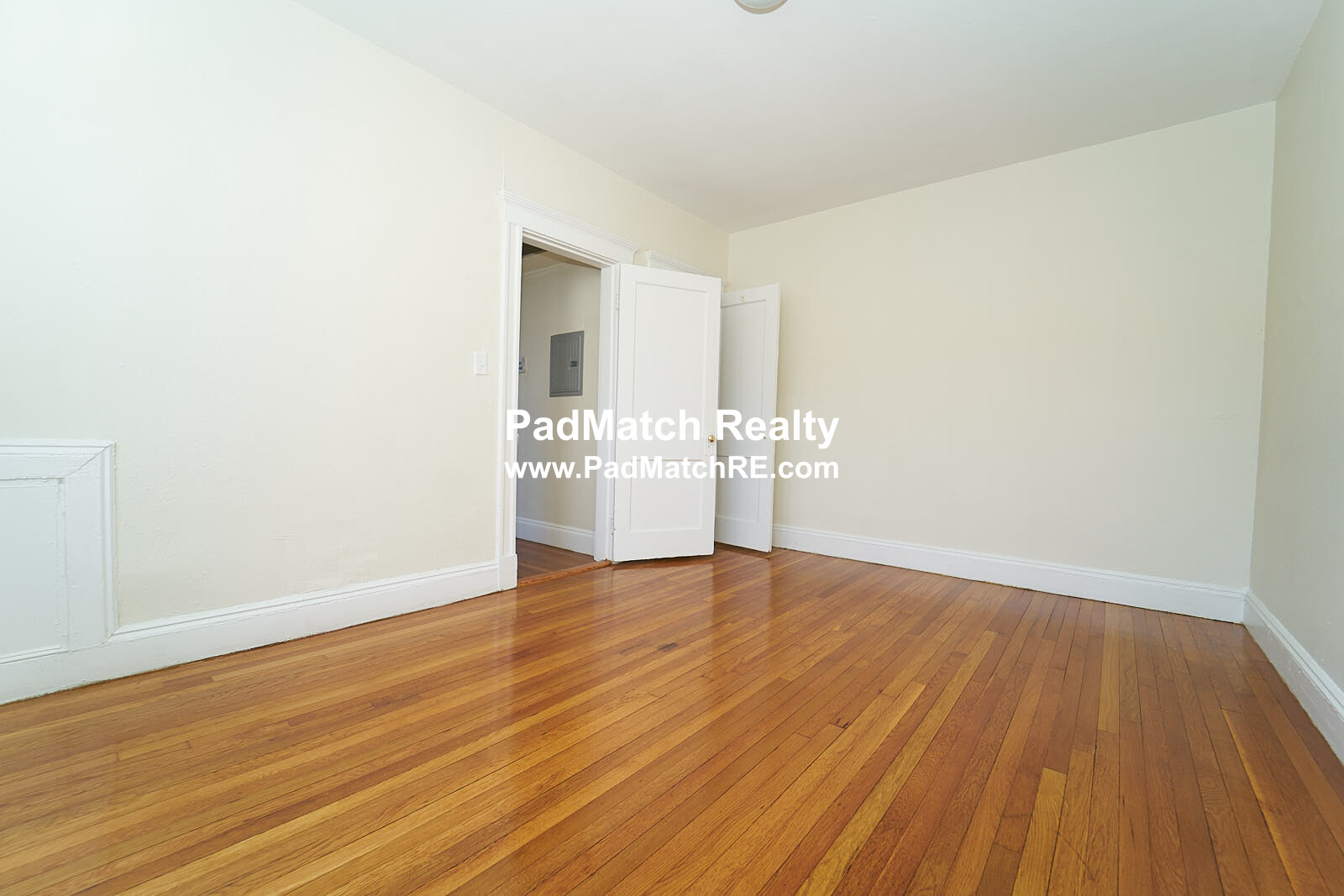 1171 Boylston St, Fenway