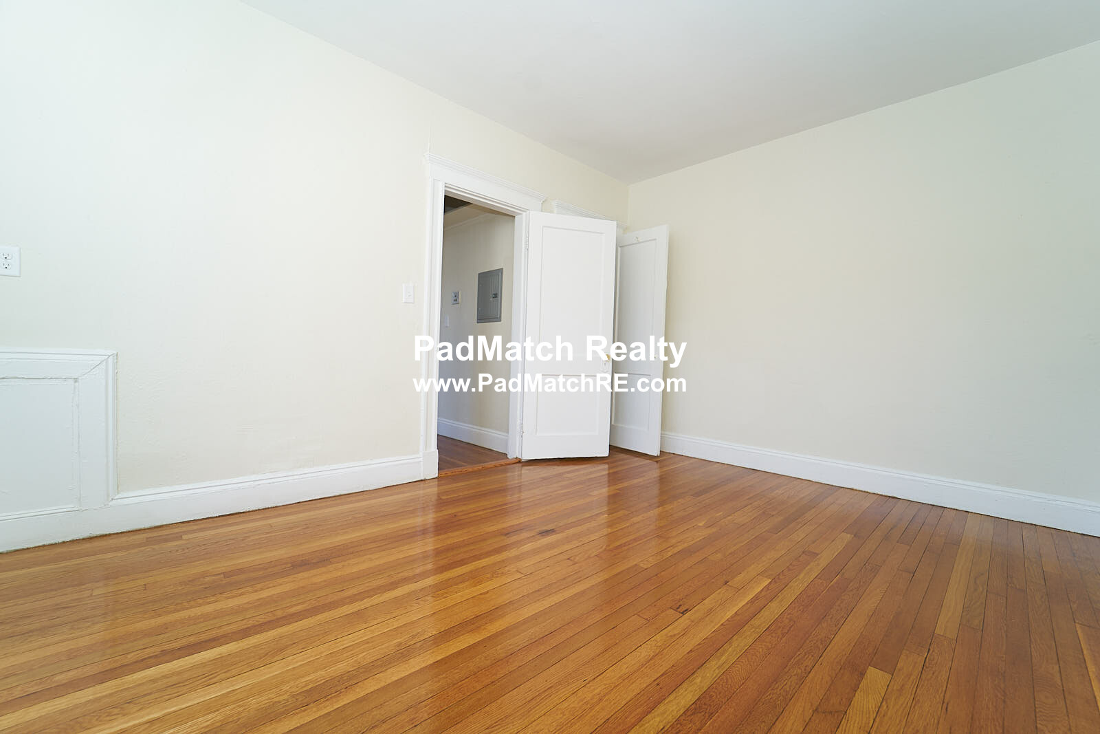 1171 Boylston St, Fenway