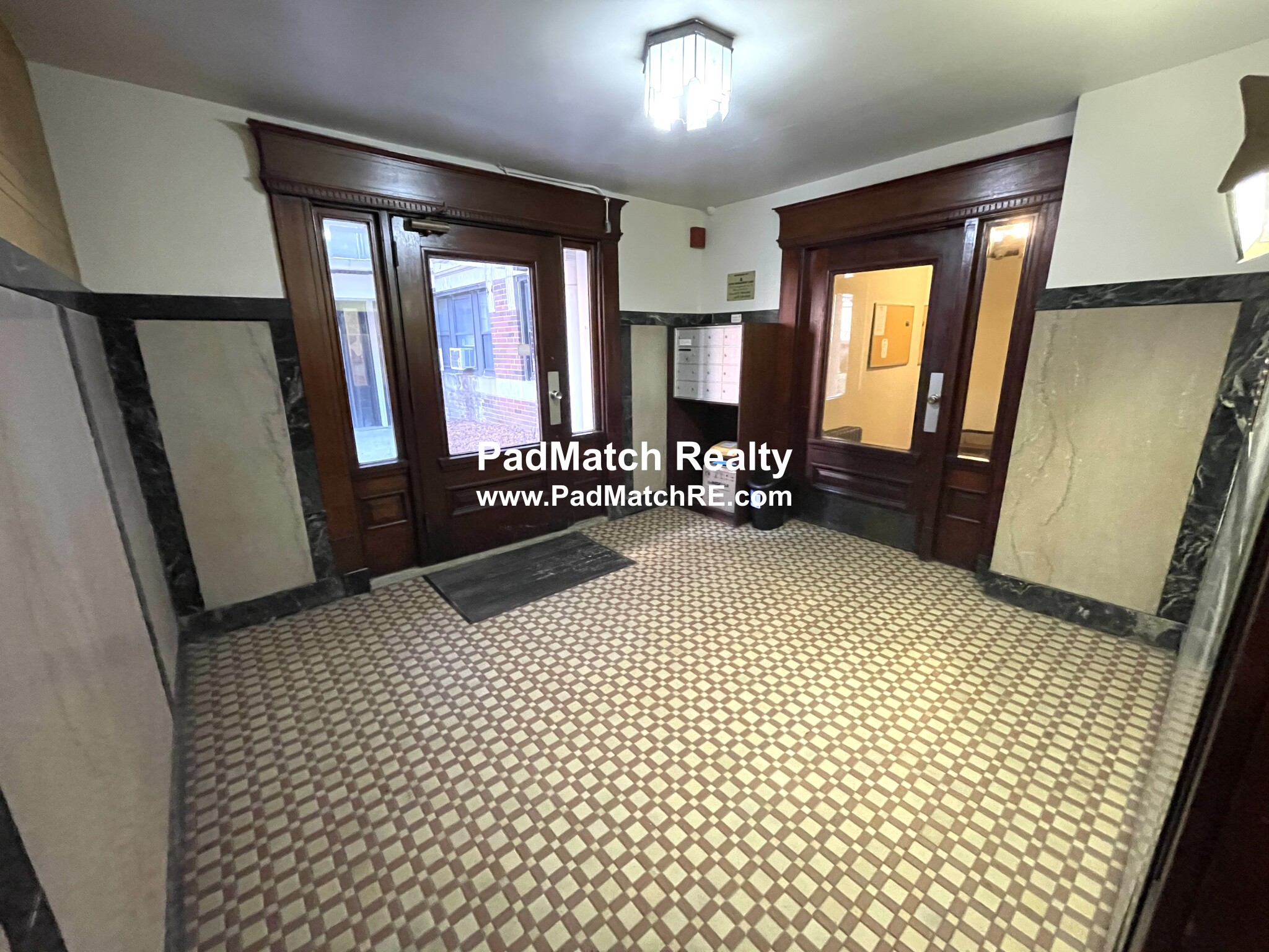 16 Lakeville Rd, Jamaica Plain