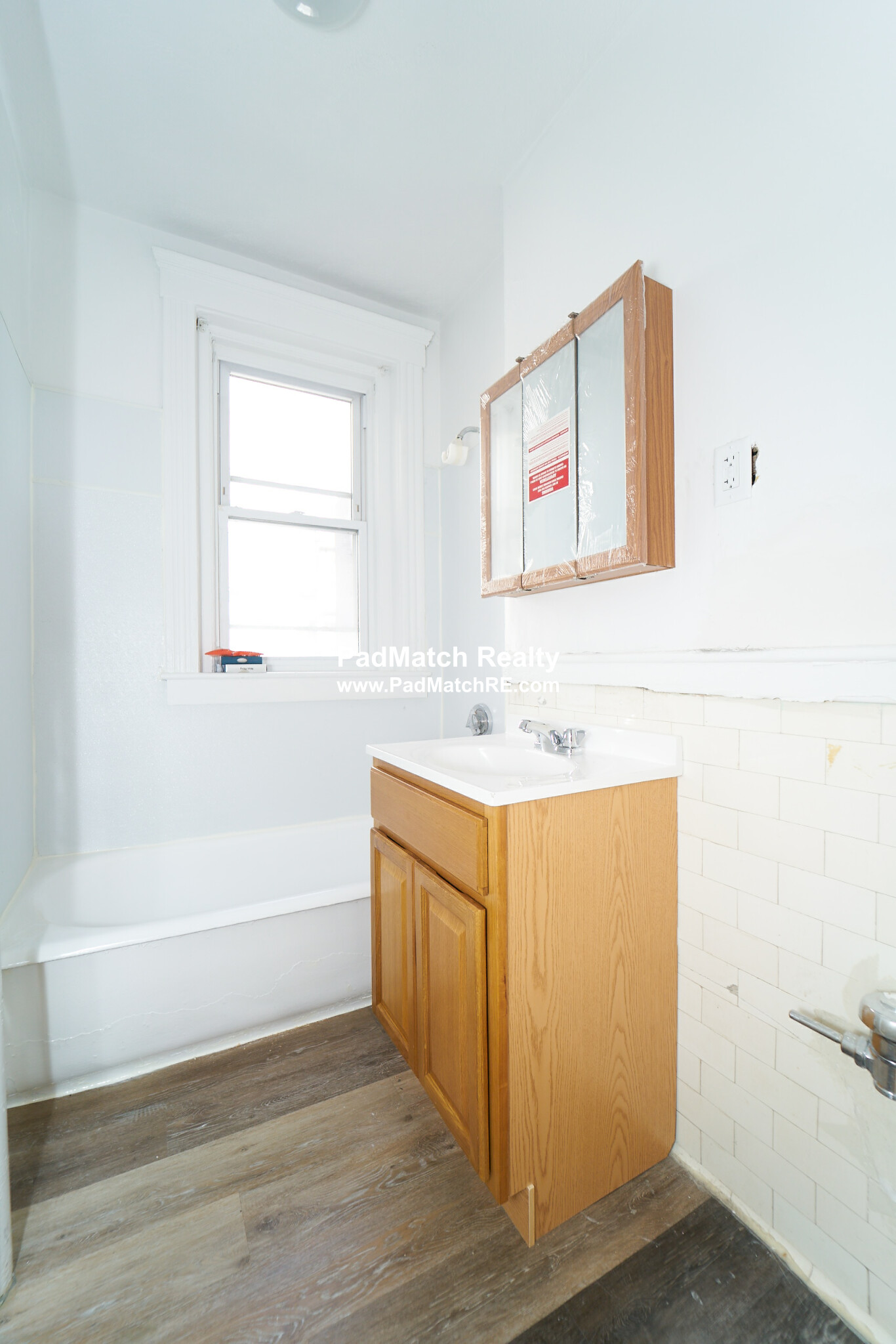 1185 Boylston St, Fenway