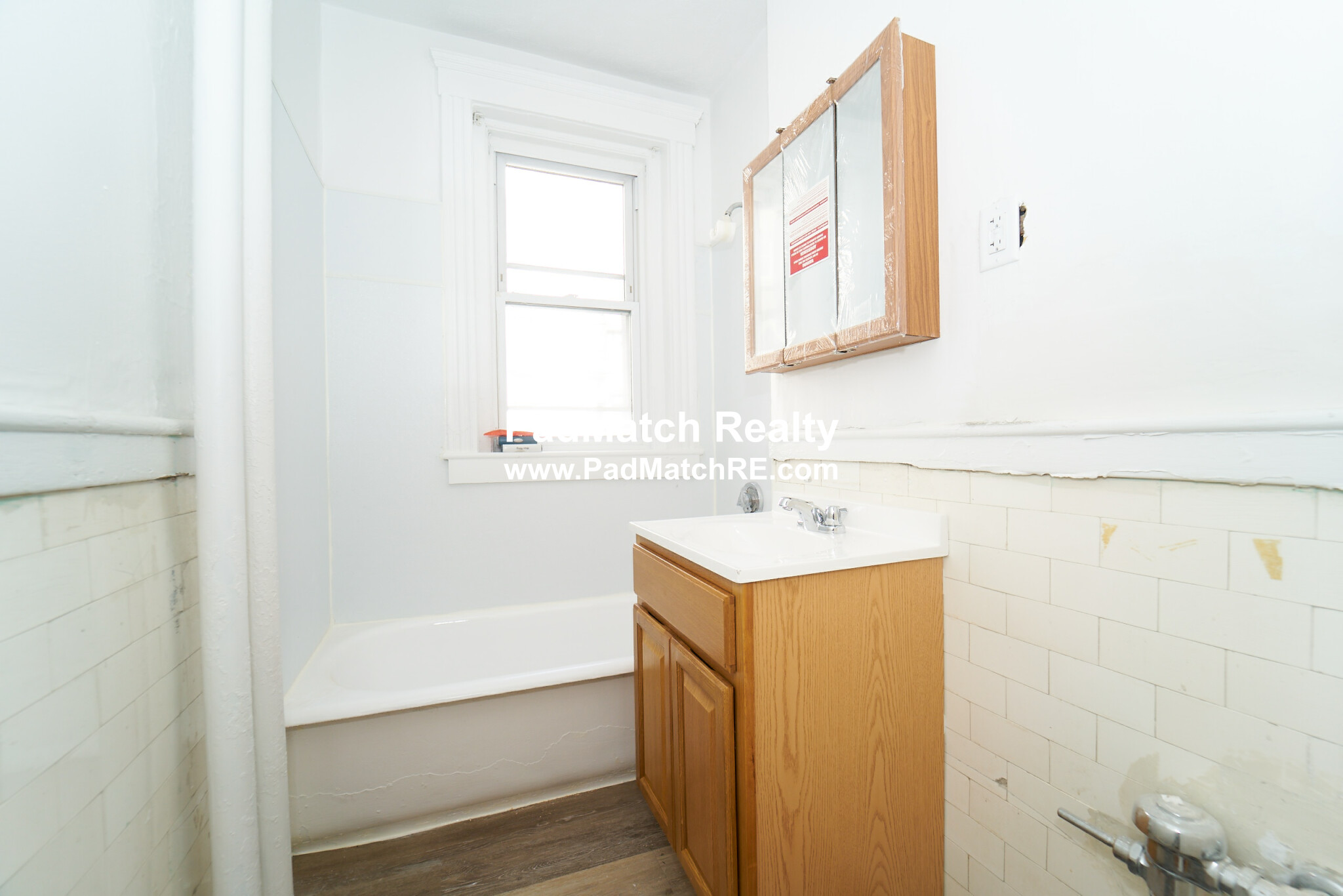 1185 Boylston St, Fenway