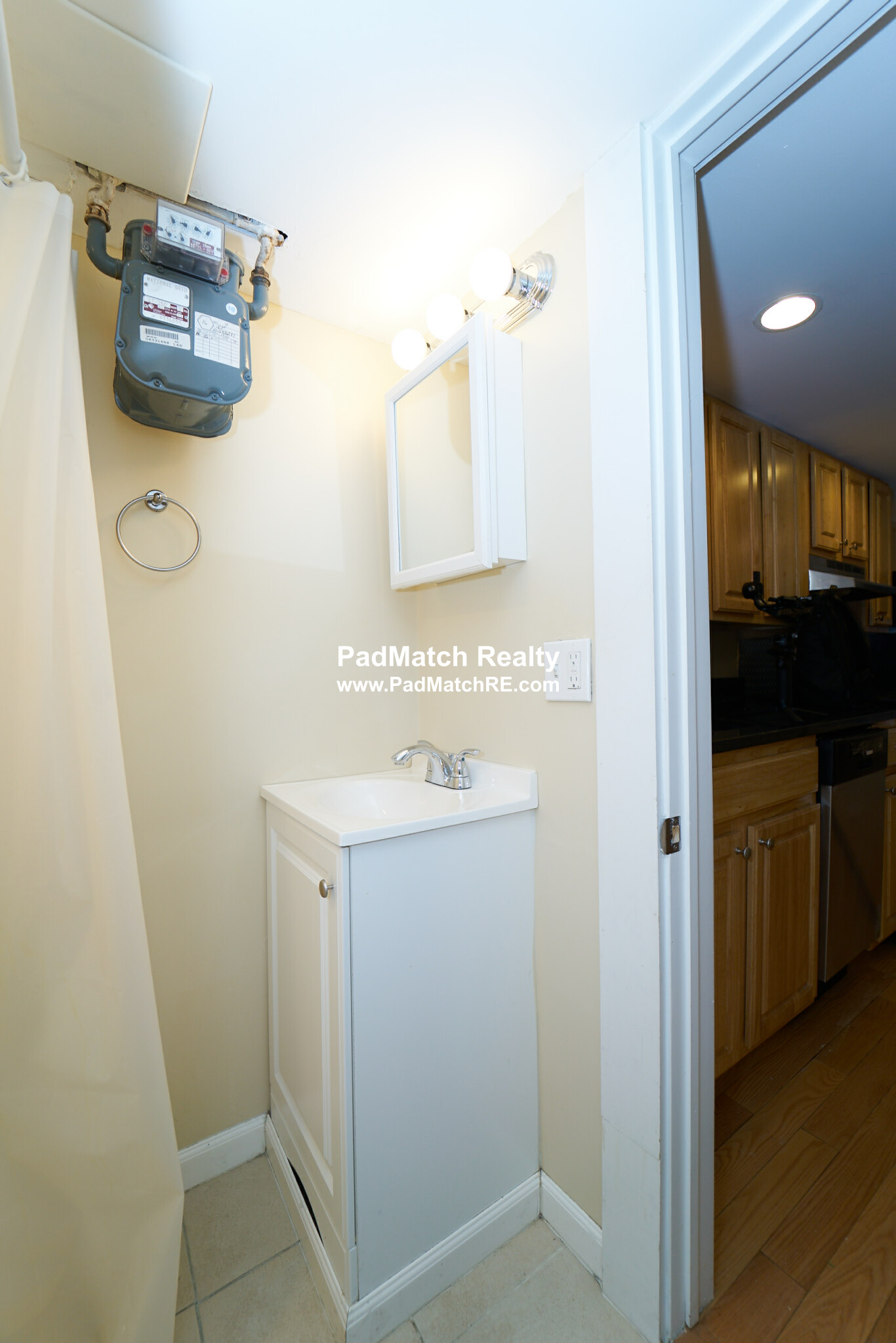 Photo 9 of 232 Cambridge St. Unit 7