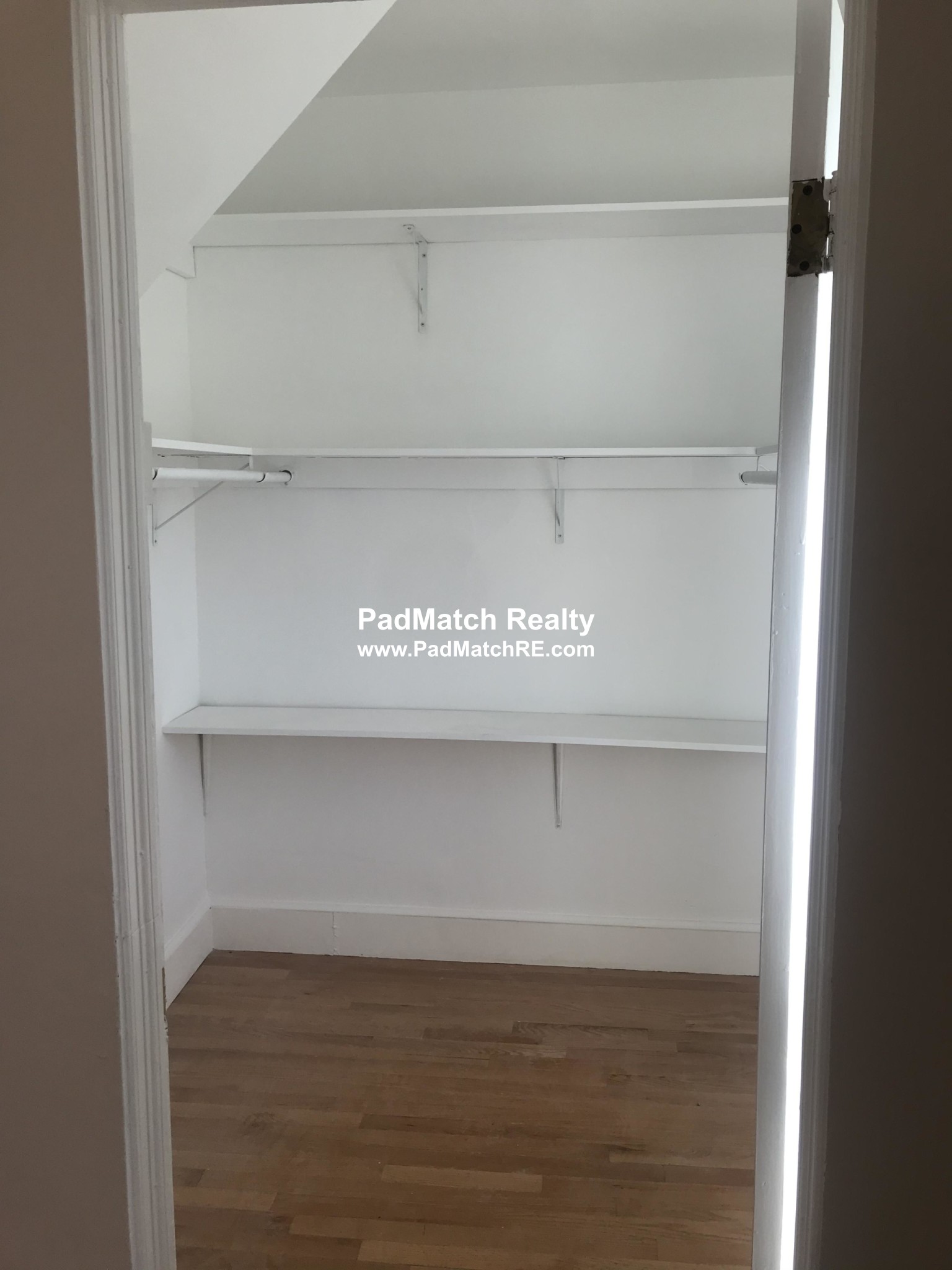 4 bed, 1 bath apartment for rent at 1047 River St Unit 2, Hyde Park — photo 14 of 16