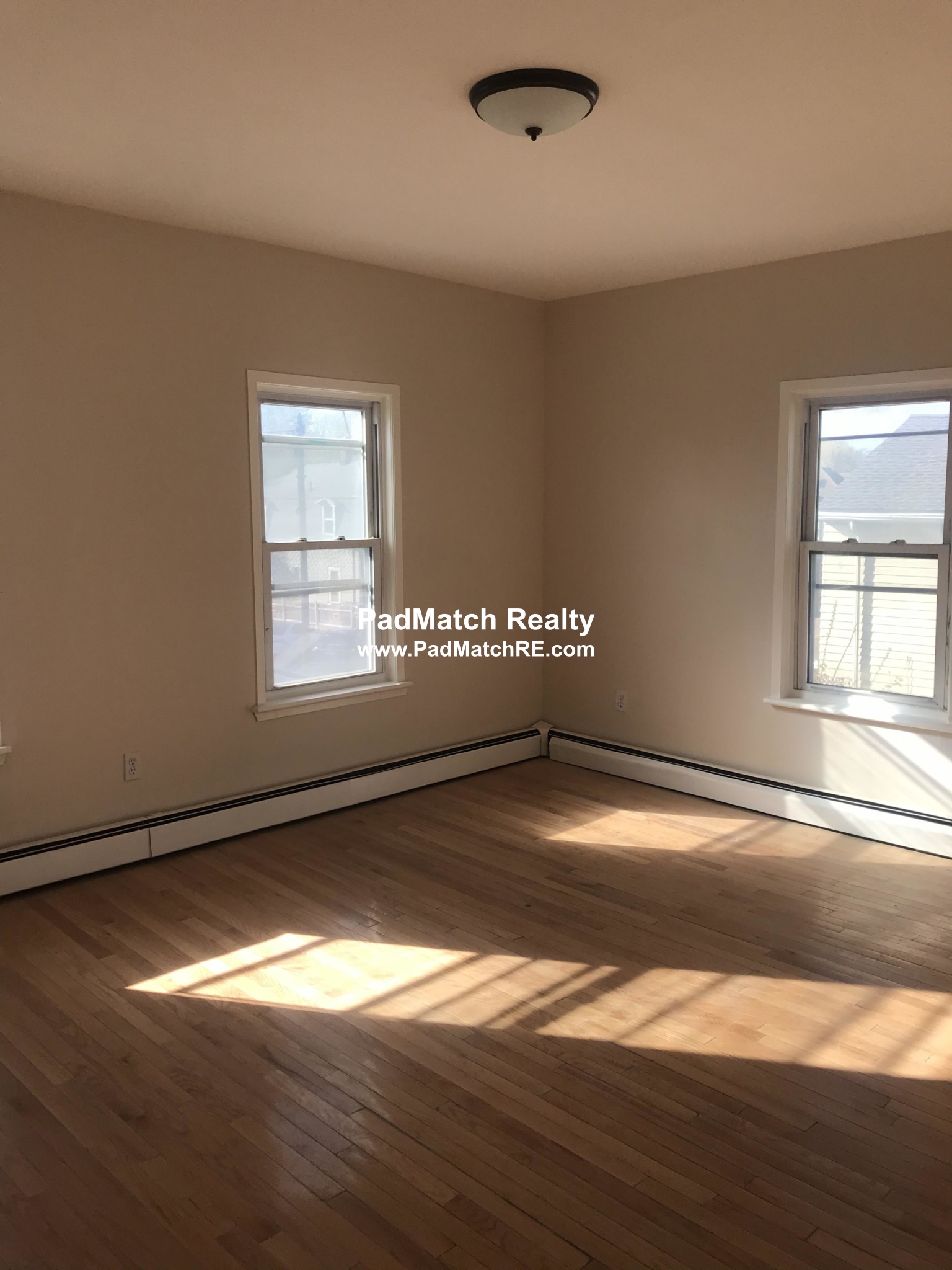 4 bed, 1 bath apartment for rent at 1047 River St Unit 2, Hyde Park — photo 16 of 16