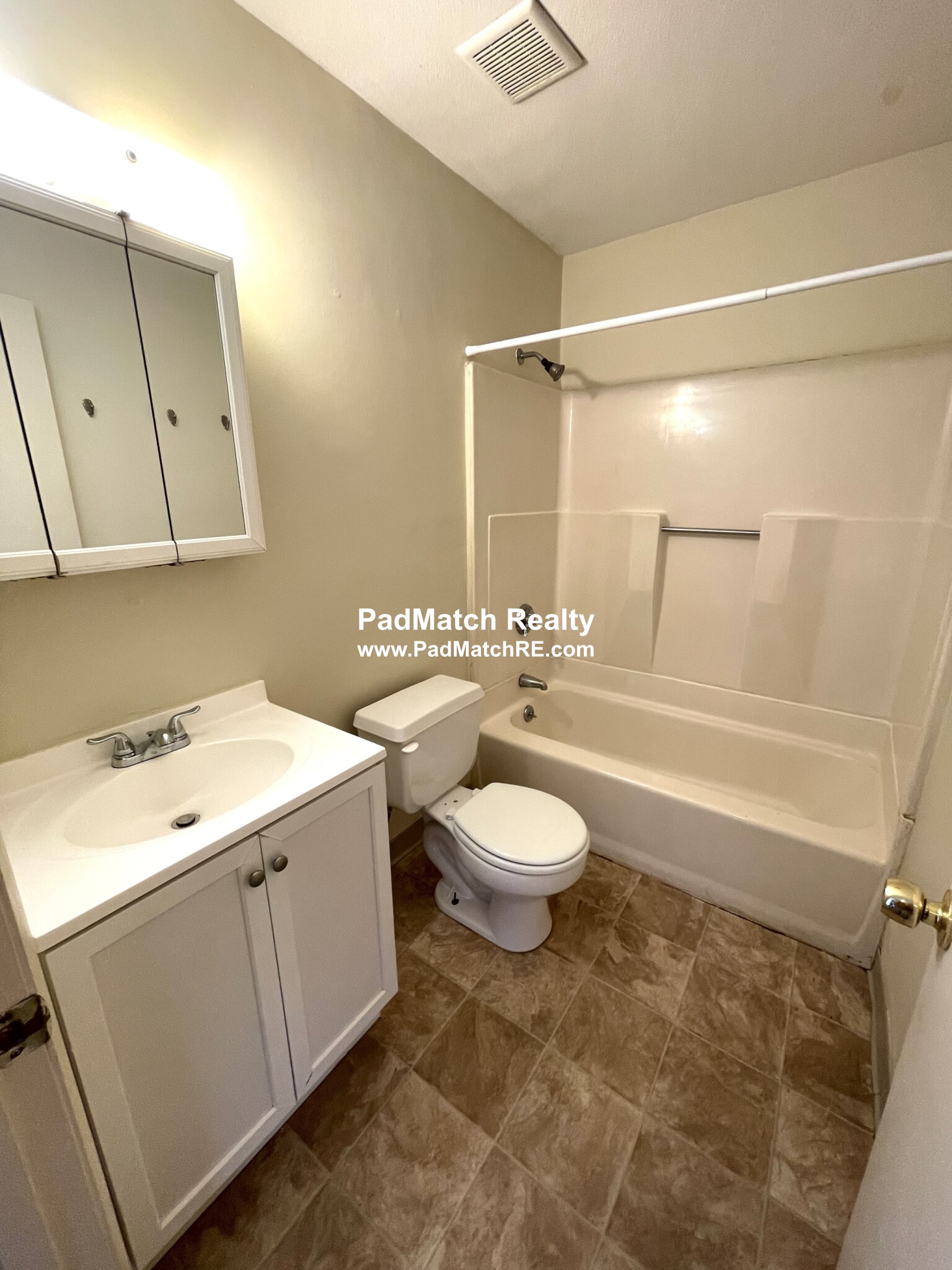 385 Dorchester St, South Boston