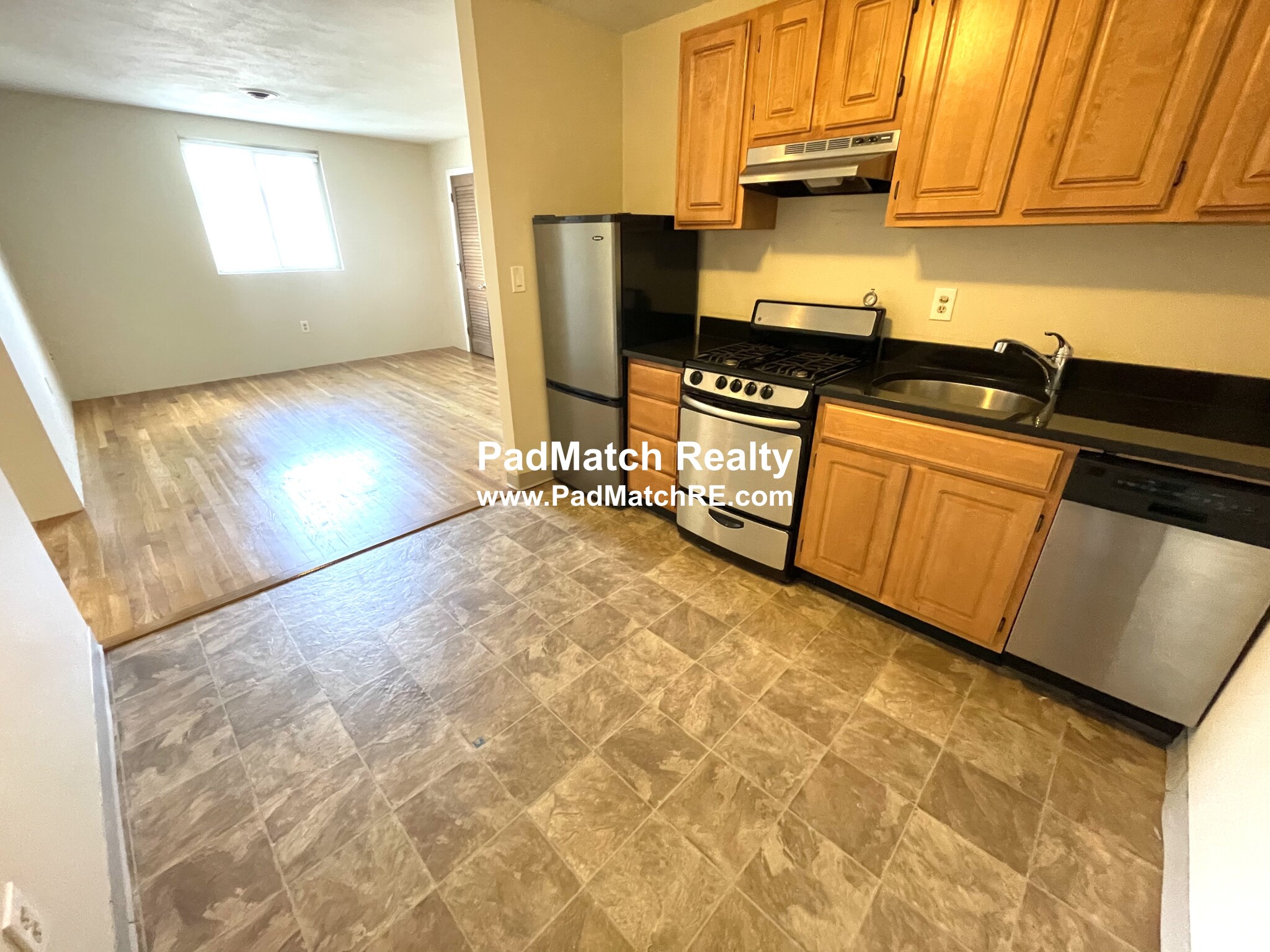 385 Dorchester St, South Boston