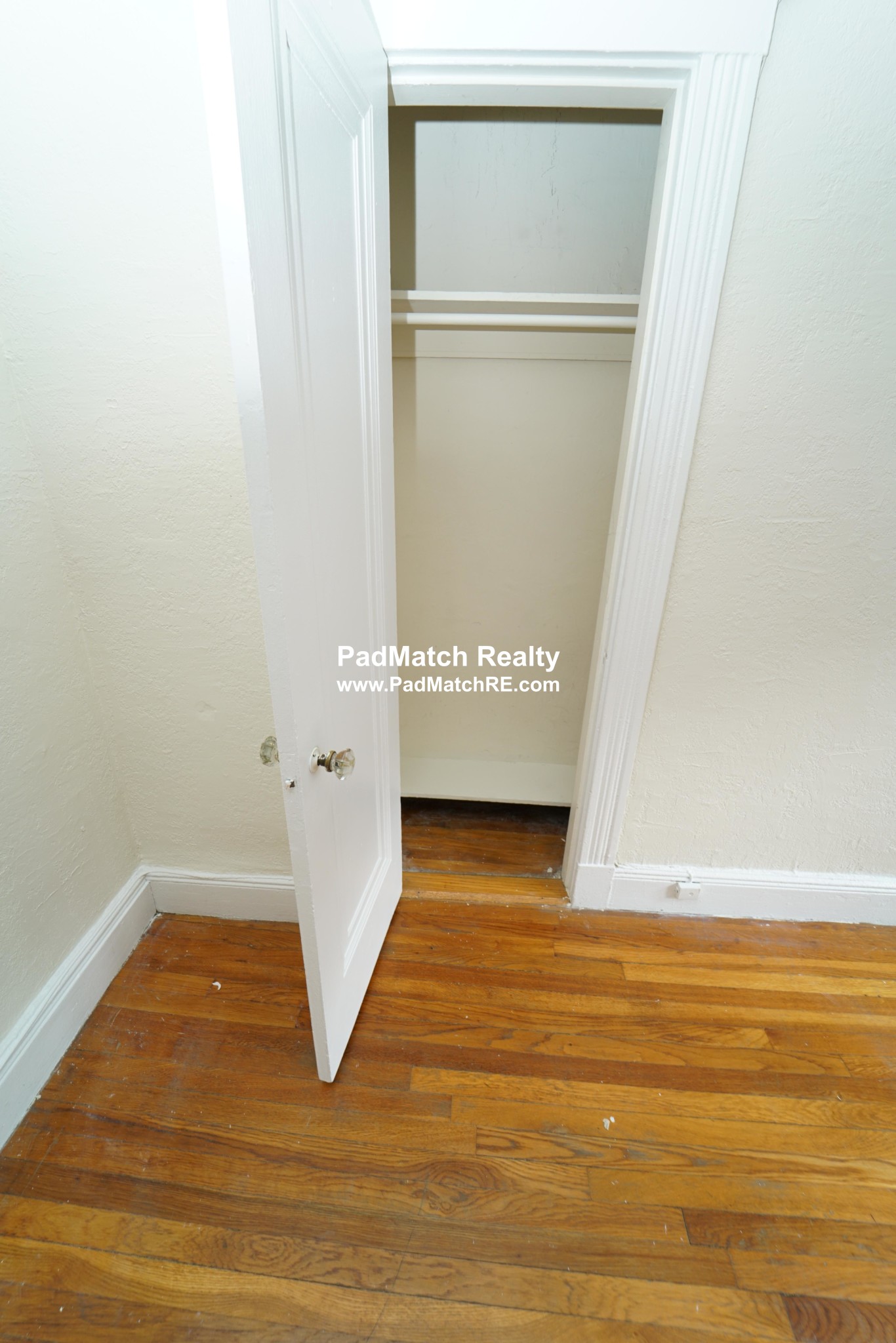 1800 Commonwealth Ave, Brighton