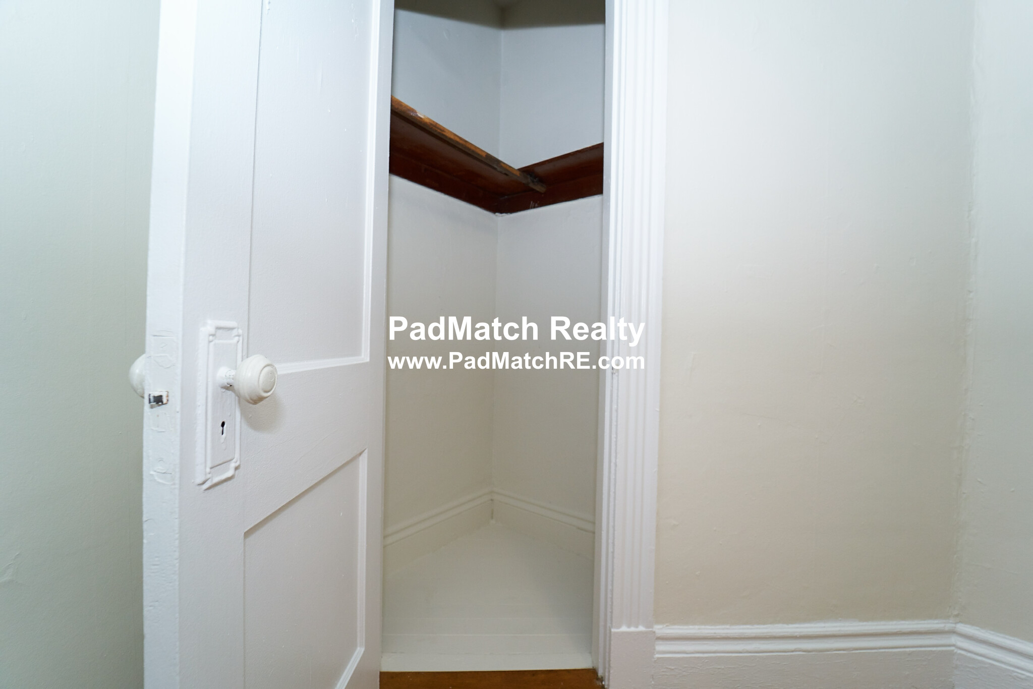 1 bed, 1 bath apartment for rent at 1350 Commonwealth Ave Unit 7, Allston — photo 8 of 14