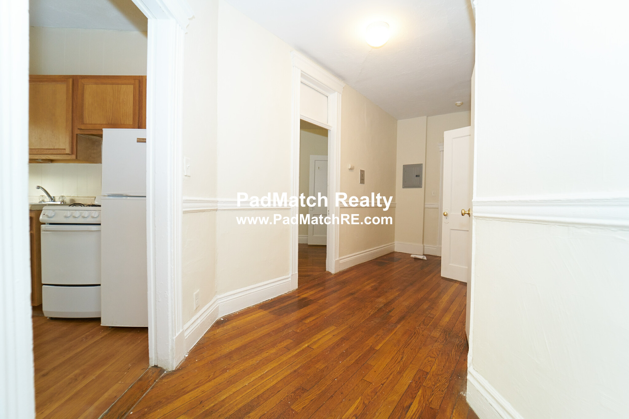1 bed, 1 bath apartment for rent at 1350 Commonwealth Ave Unit 7, Allston — photo 3 of 14