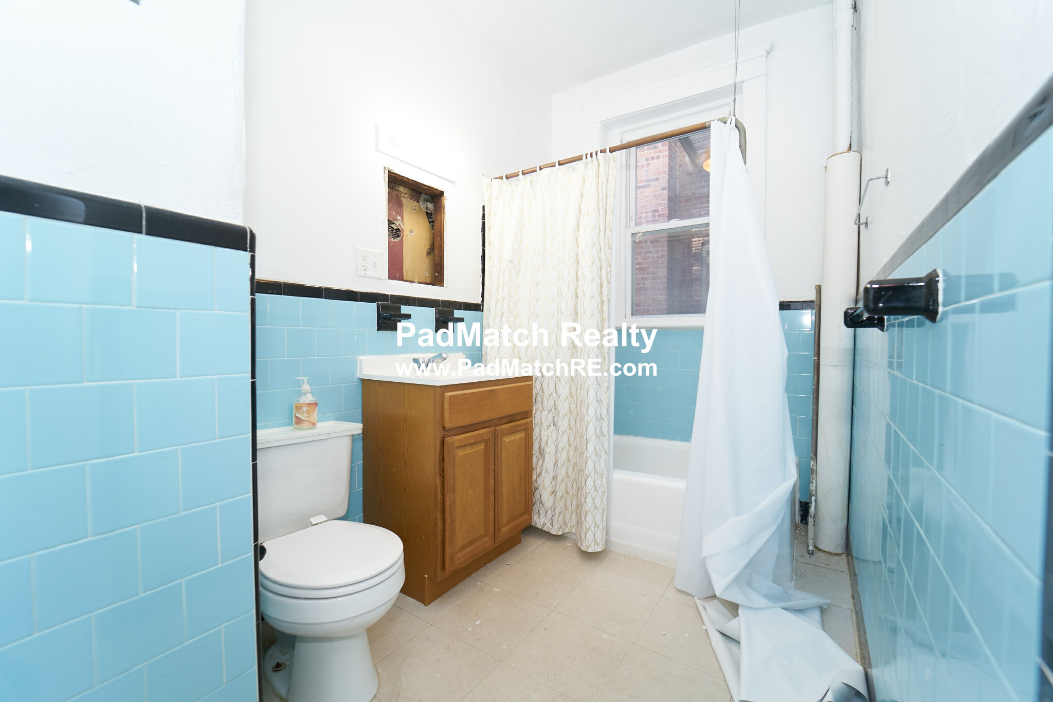 1381 Commonwealth Ave, Allston