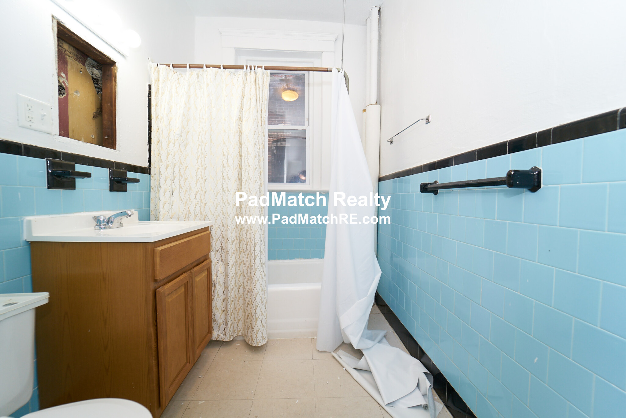 1381 Commonwealth Ave, Allston