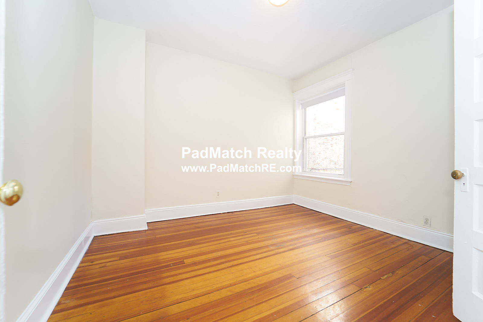 15 Mount Hood Rd, Brighton