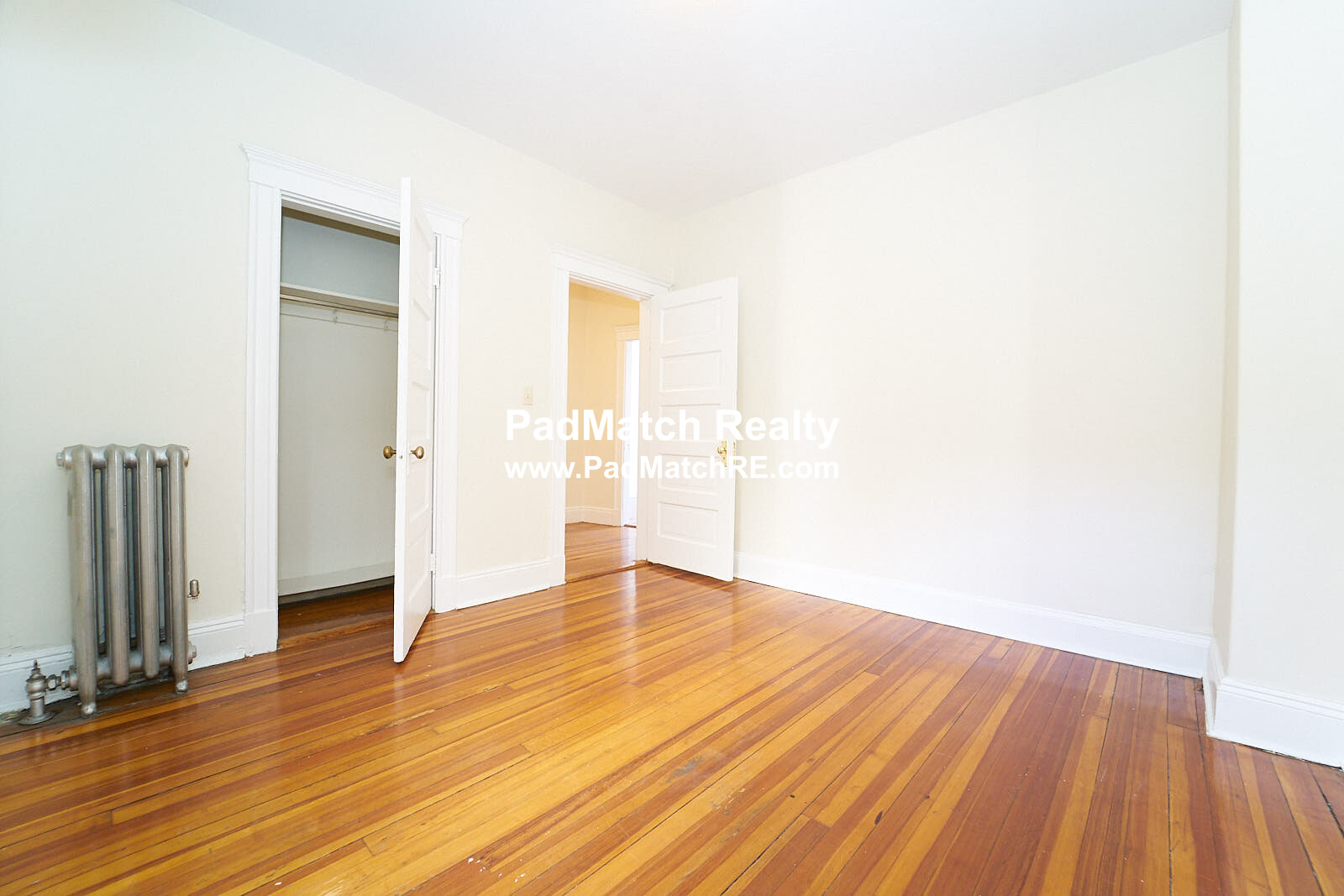 15 Mount Hood Rd, Brighton