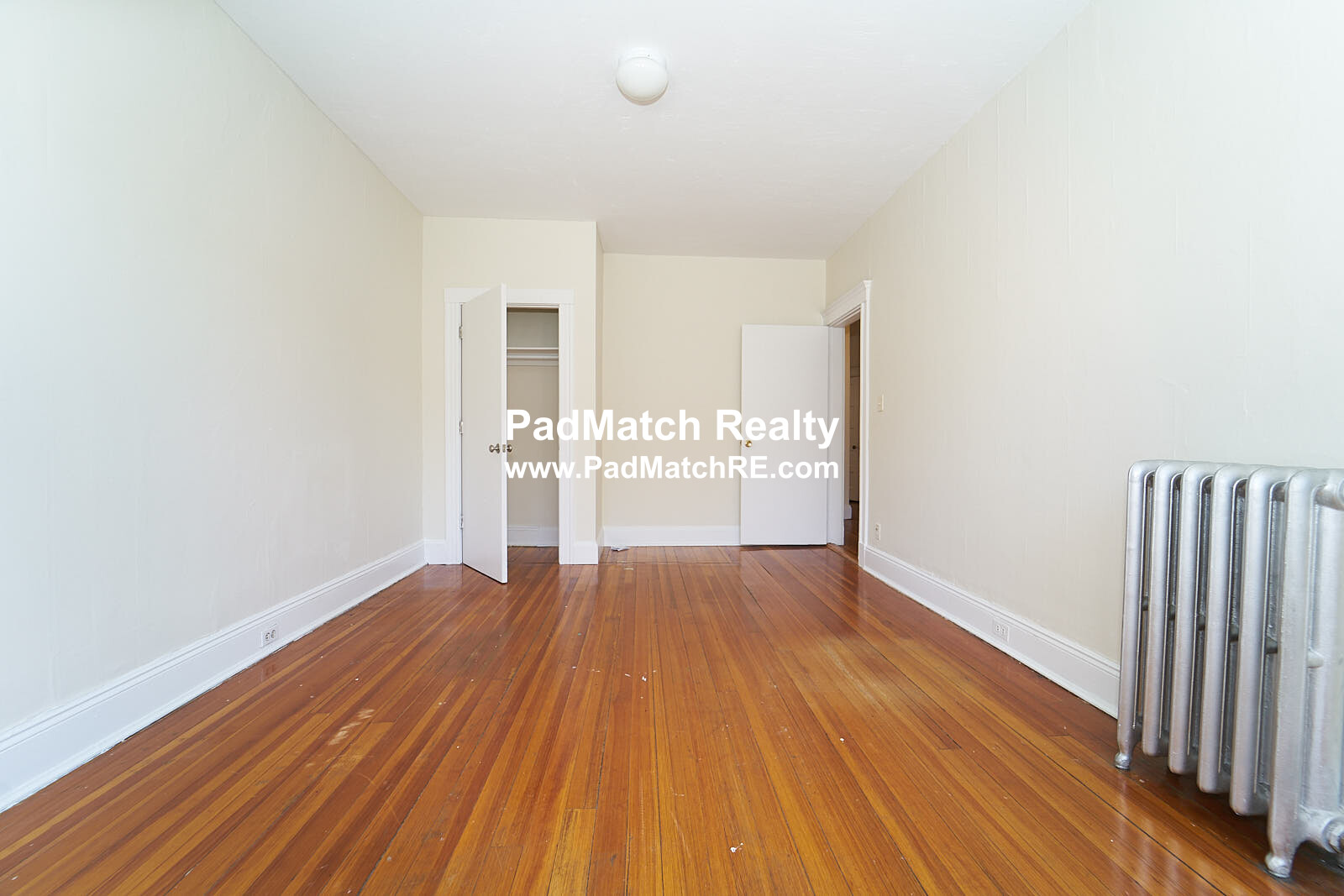 15 Mount Hood Rd, Brighton